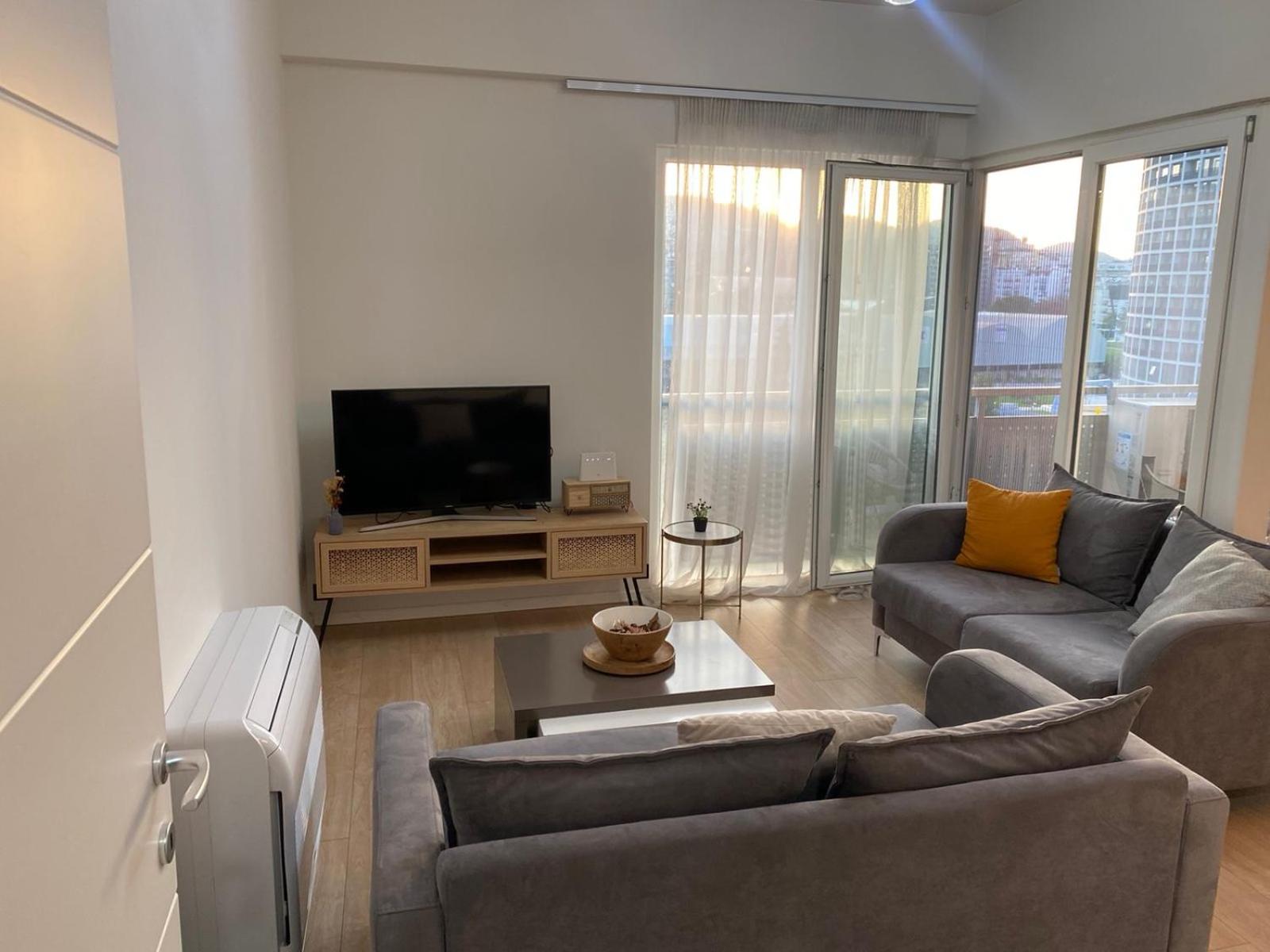 Tirana Lake View Premium Apartment