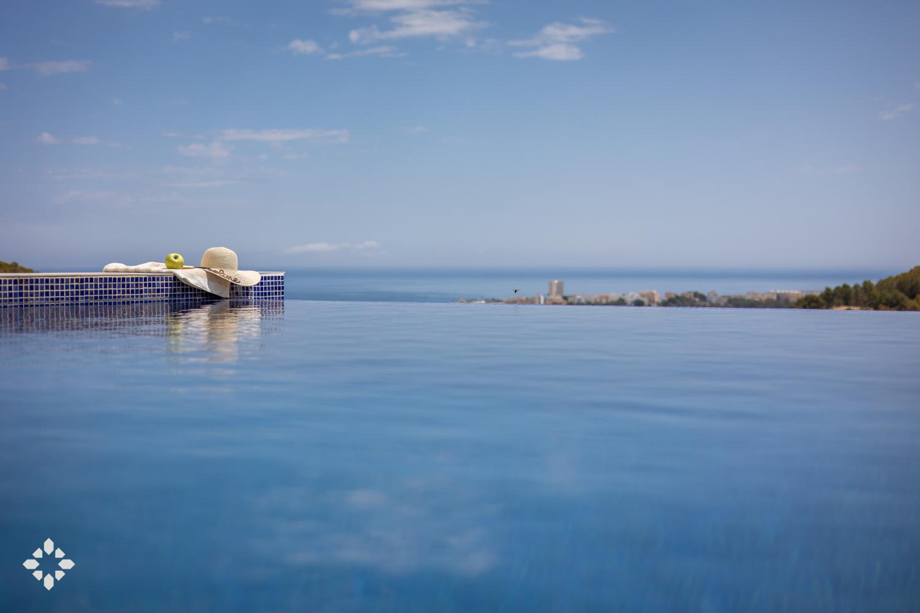 Villa Amanecer by Abahana Luxe