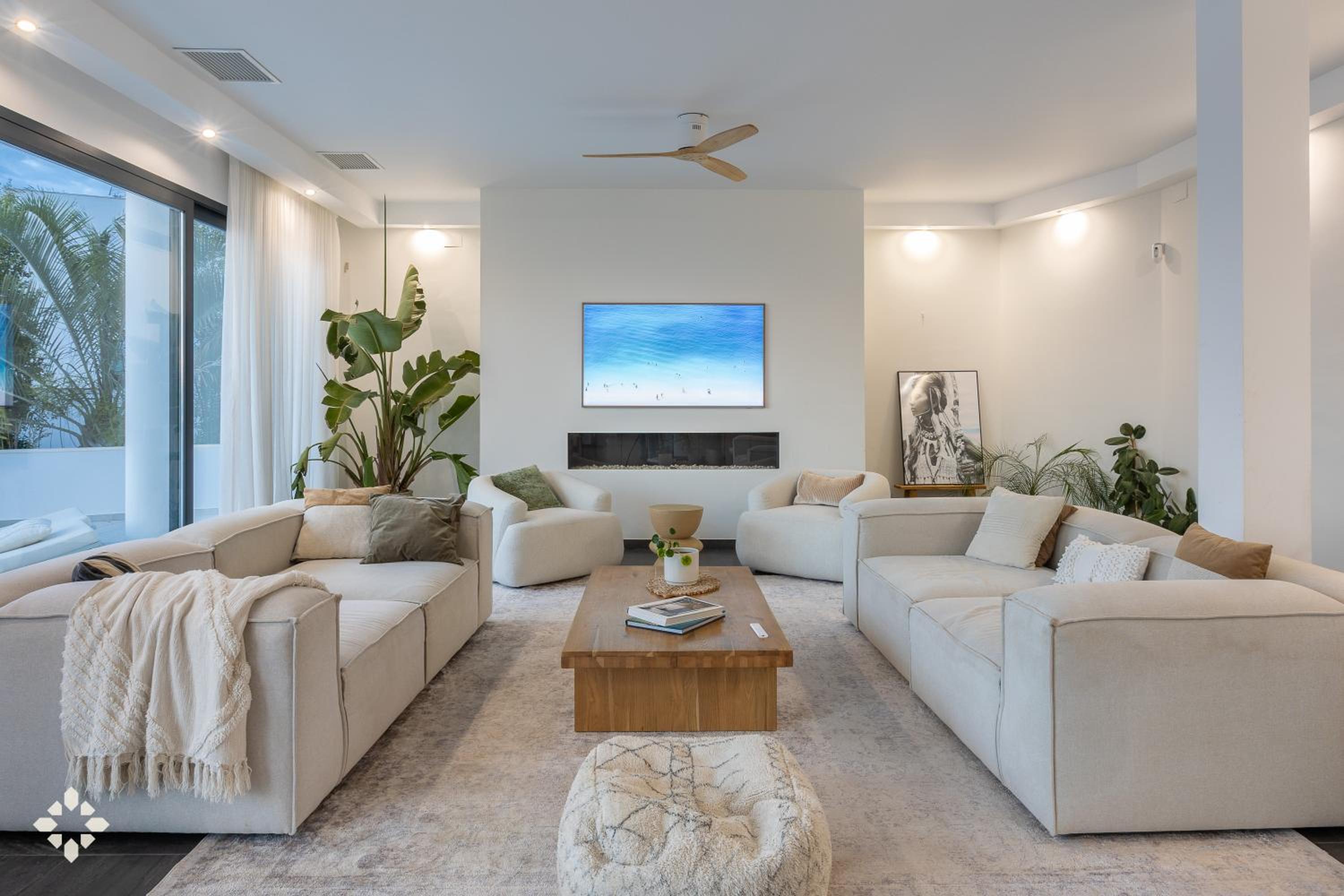 Villa Amanecer by Abahana Luxe