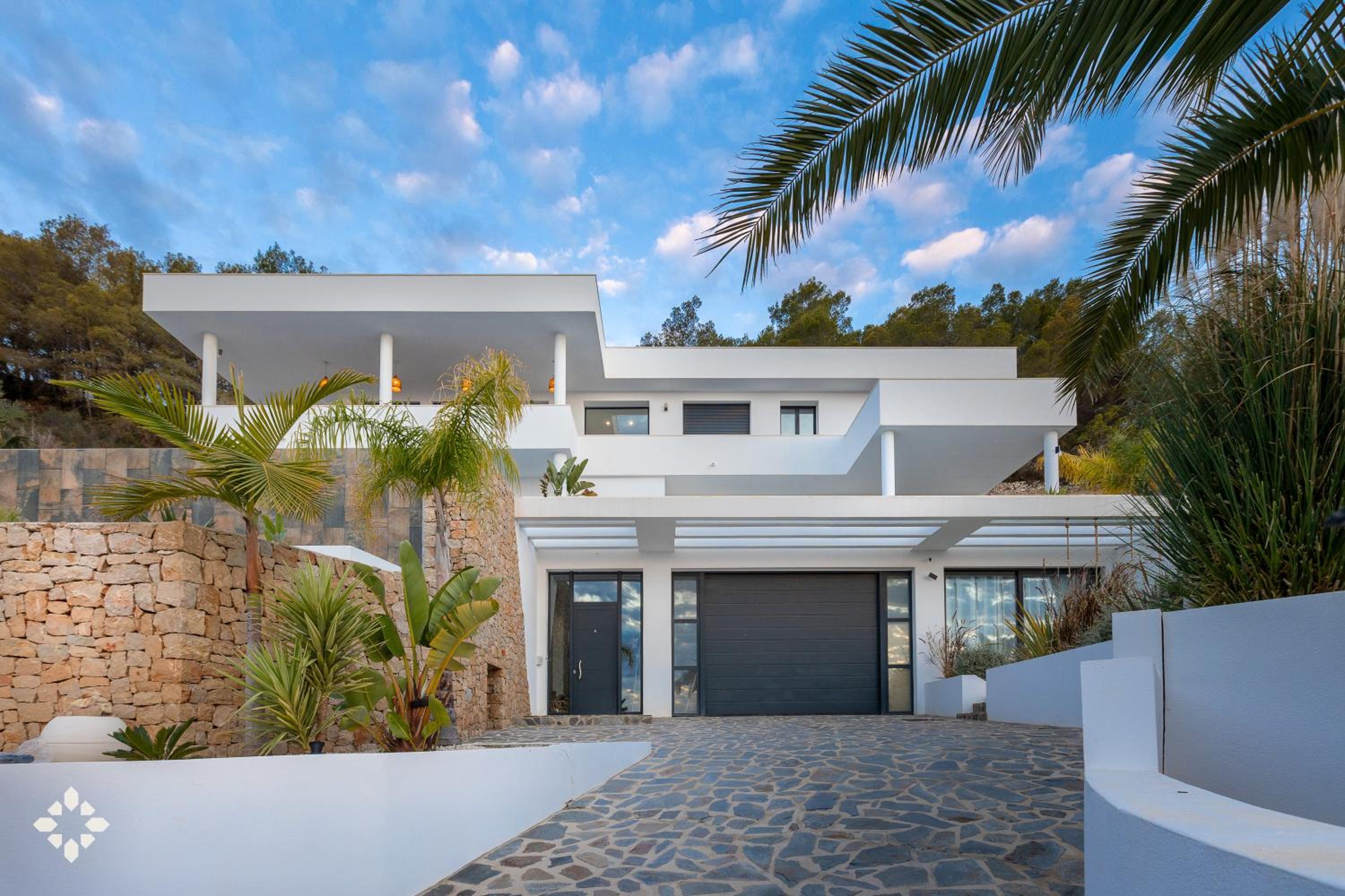 Villa Amanecer by Abahana Luxe