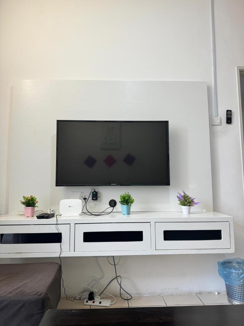 AYAAN SERENE BUDGET HOMESTAY with FREE WiFi and Netflix