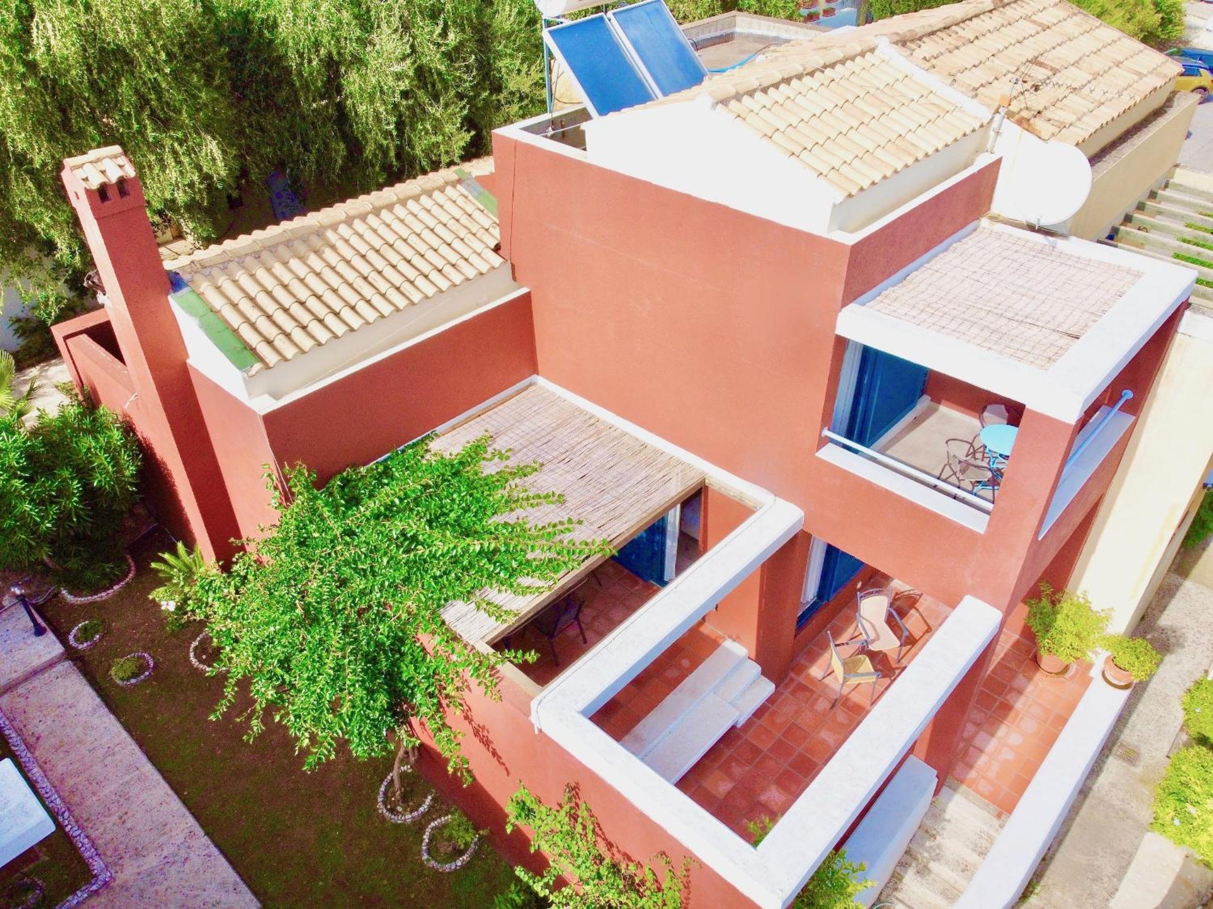 Barbati Alpha MiniVilla by DadoVillas view 2
