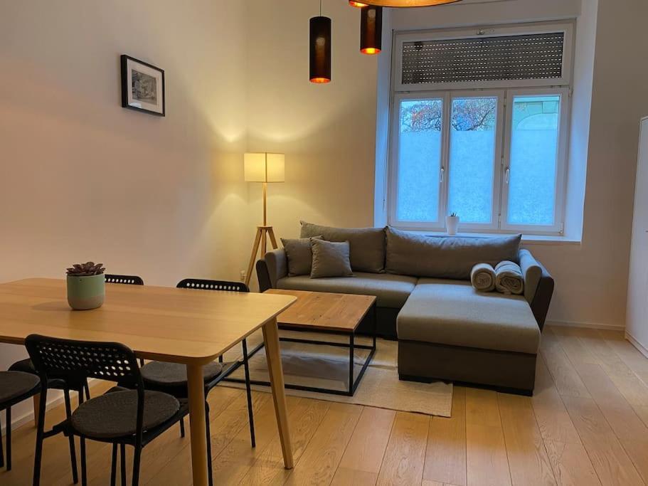 Charmante City Wohnung, perfekt für Familien und Freunde