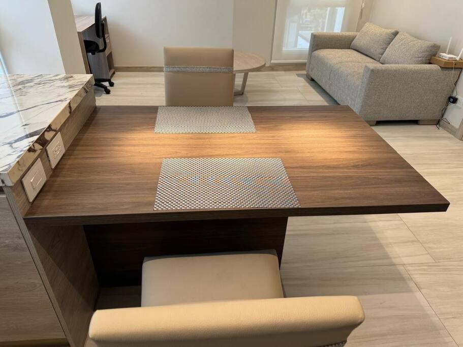 Lujosa suite amoblada