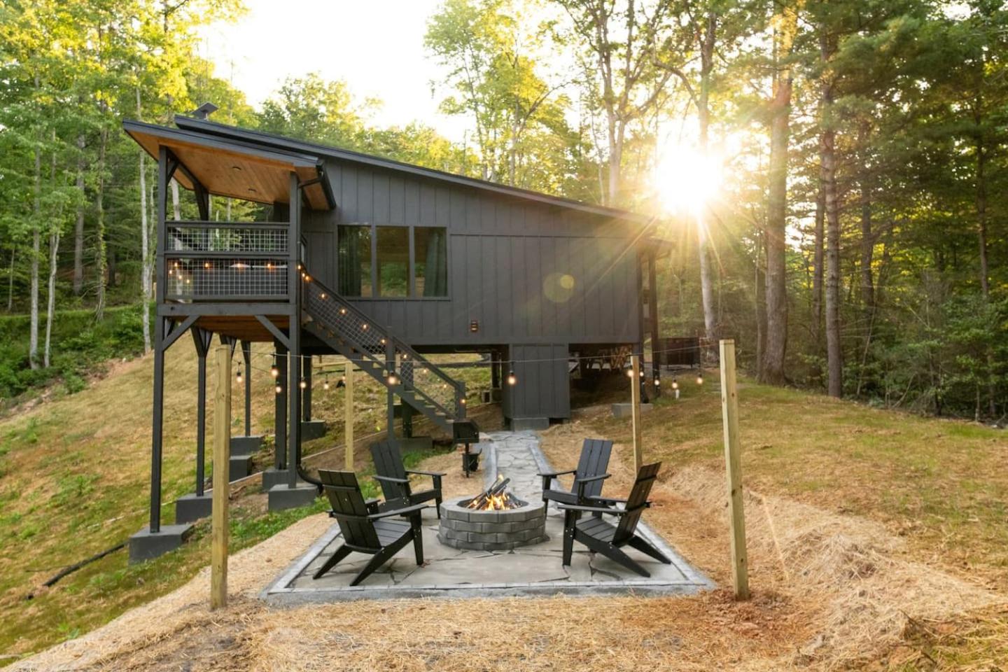 Modern Treehouse! Cozy Hot Tub, Views & Firepit! view 3