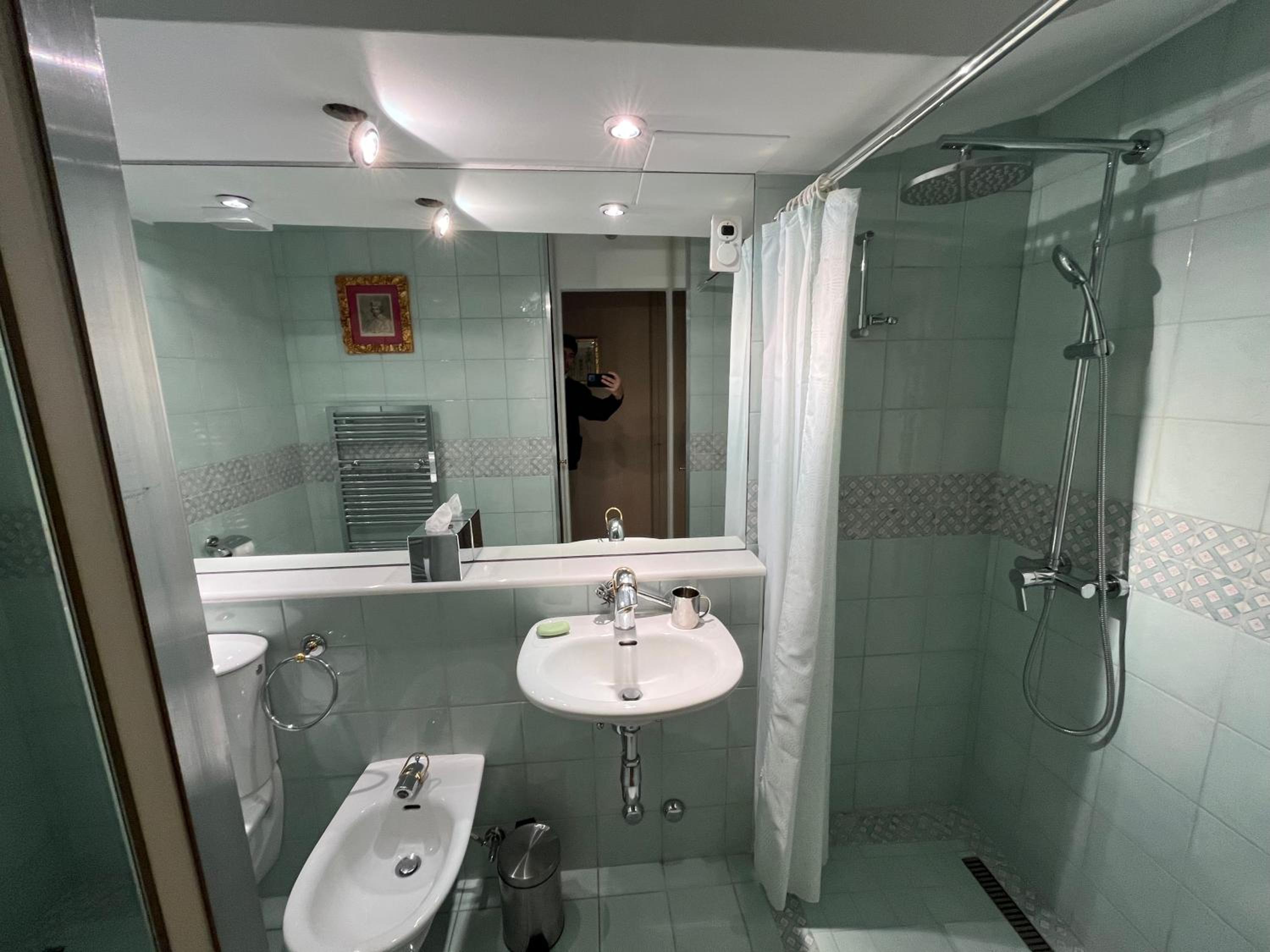 Bel appartement deux chambres à coucher Etrier