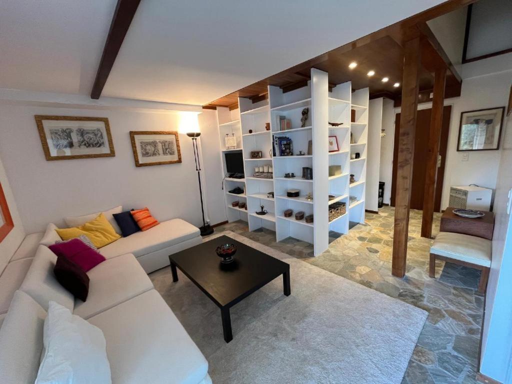 Bel appartement deux chambres à coucher Etrier