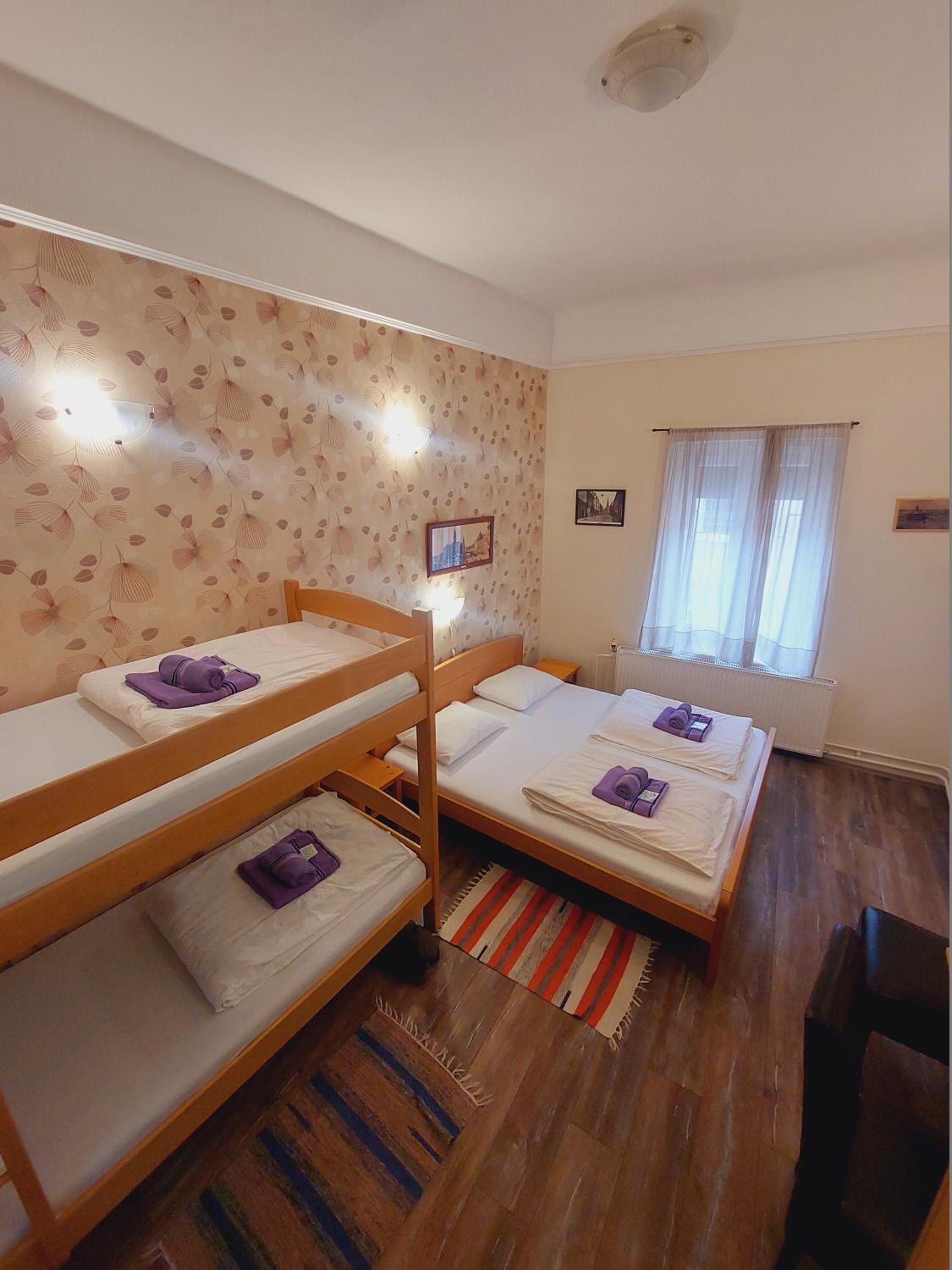 Smestaj Centar Novi Sad,Motorcycle Friendly