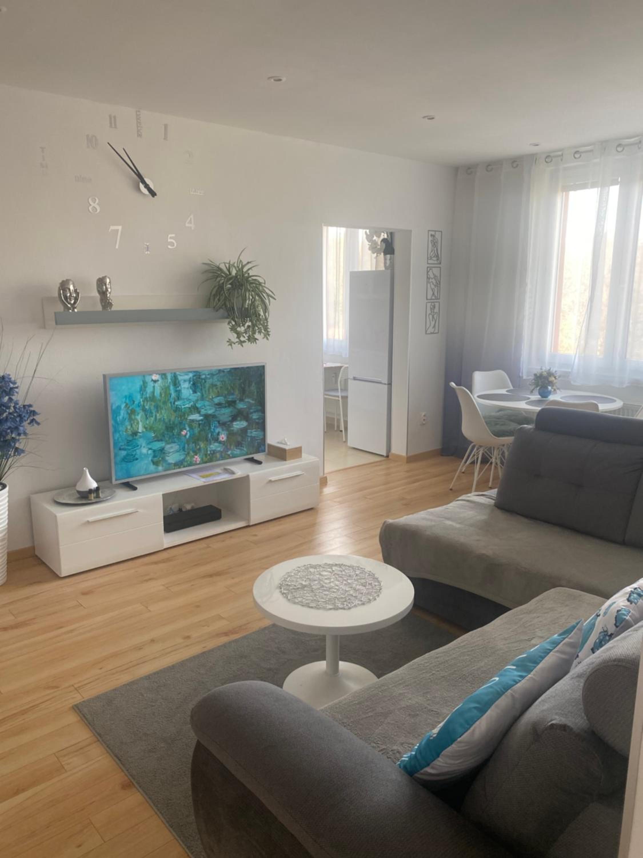Parkside apartment view 2