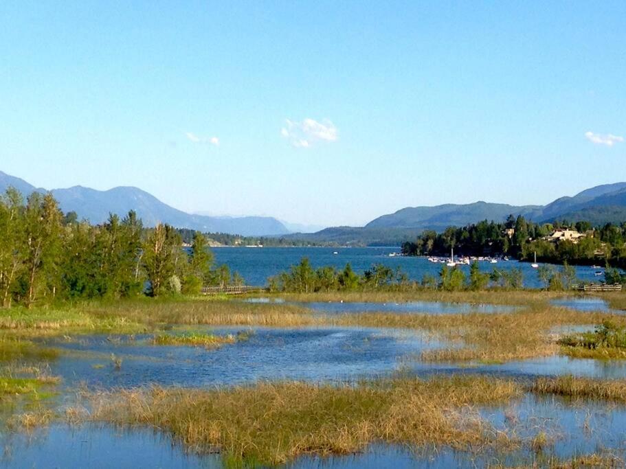 Lake View From Every Window!