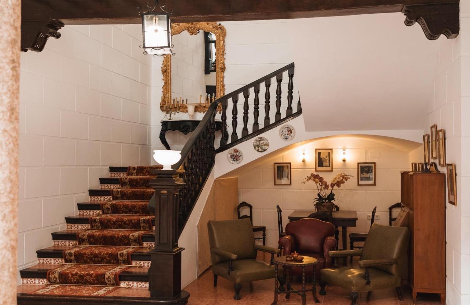 Casa de los Acacio