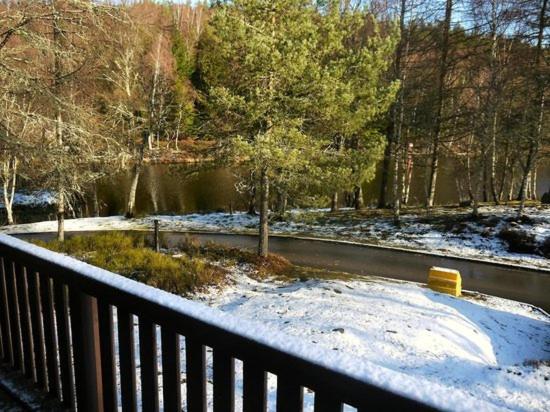 Lakefront Lodge
