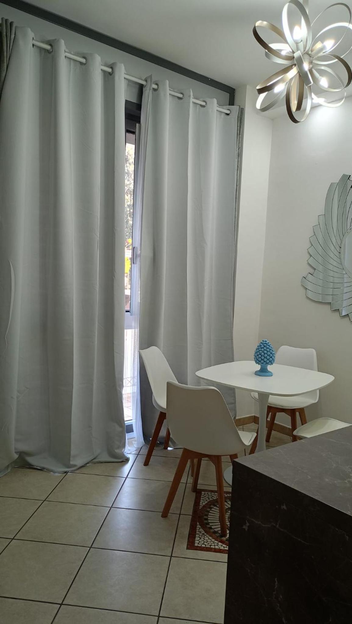 Costa Costa Rooms
