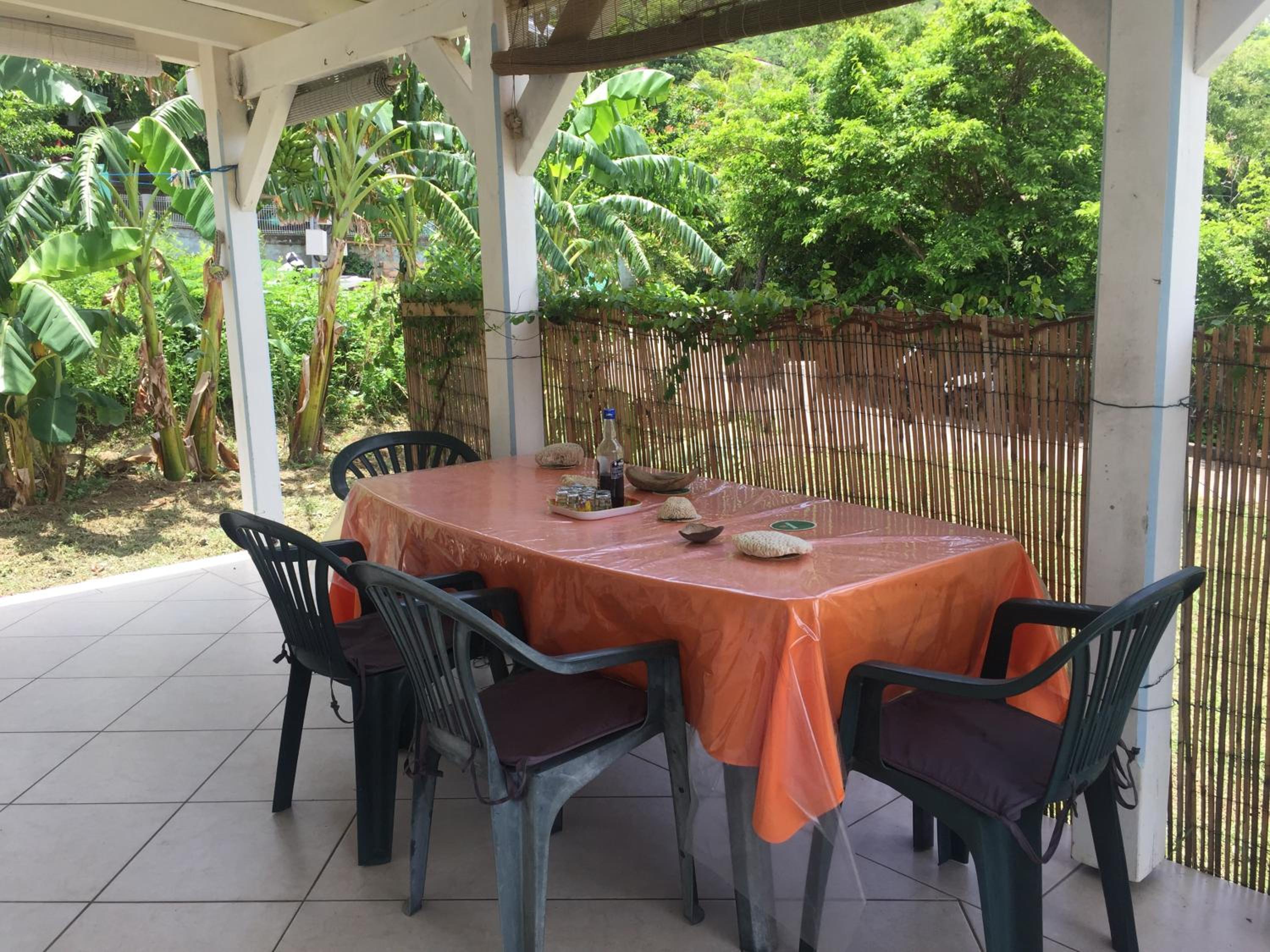Maison Créole 6 pers les Saintes terre de haut view 3