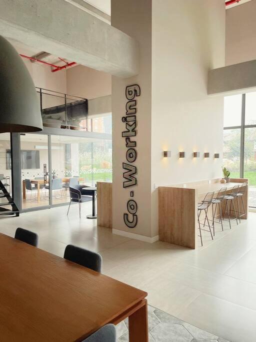 Aparta Estudio Moderno en Bogotá