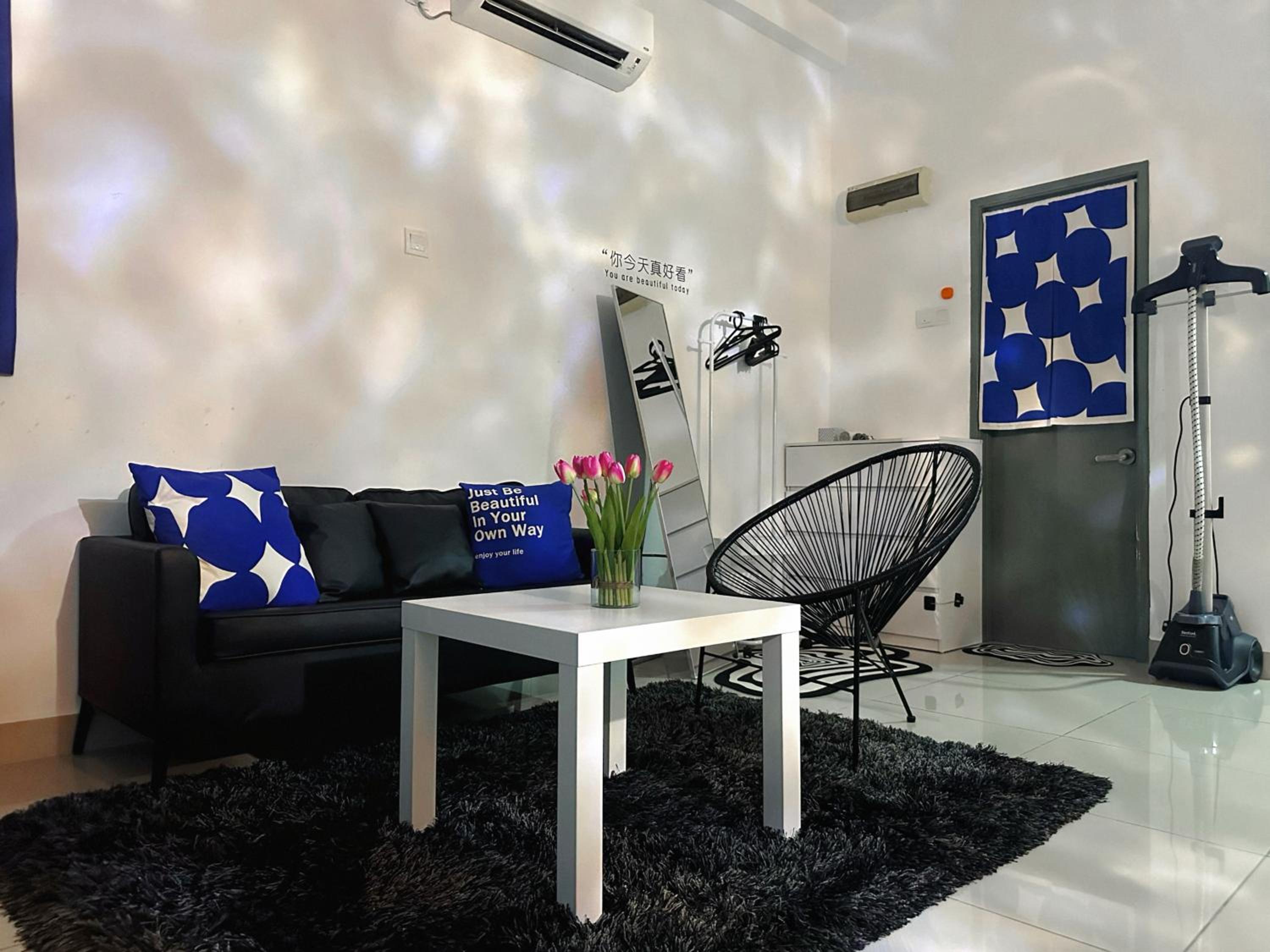 Couple Studio at Mount Austin Near Toppen Ikea Aeon