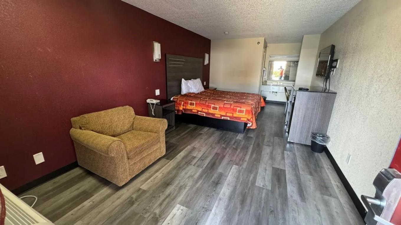 CourtesyStay