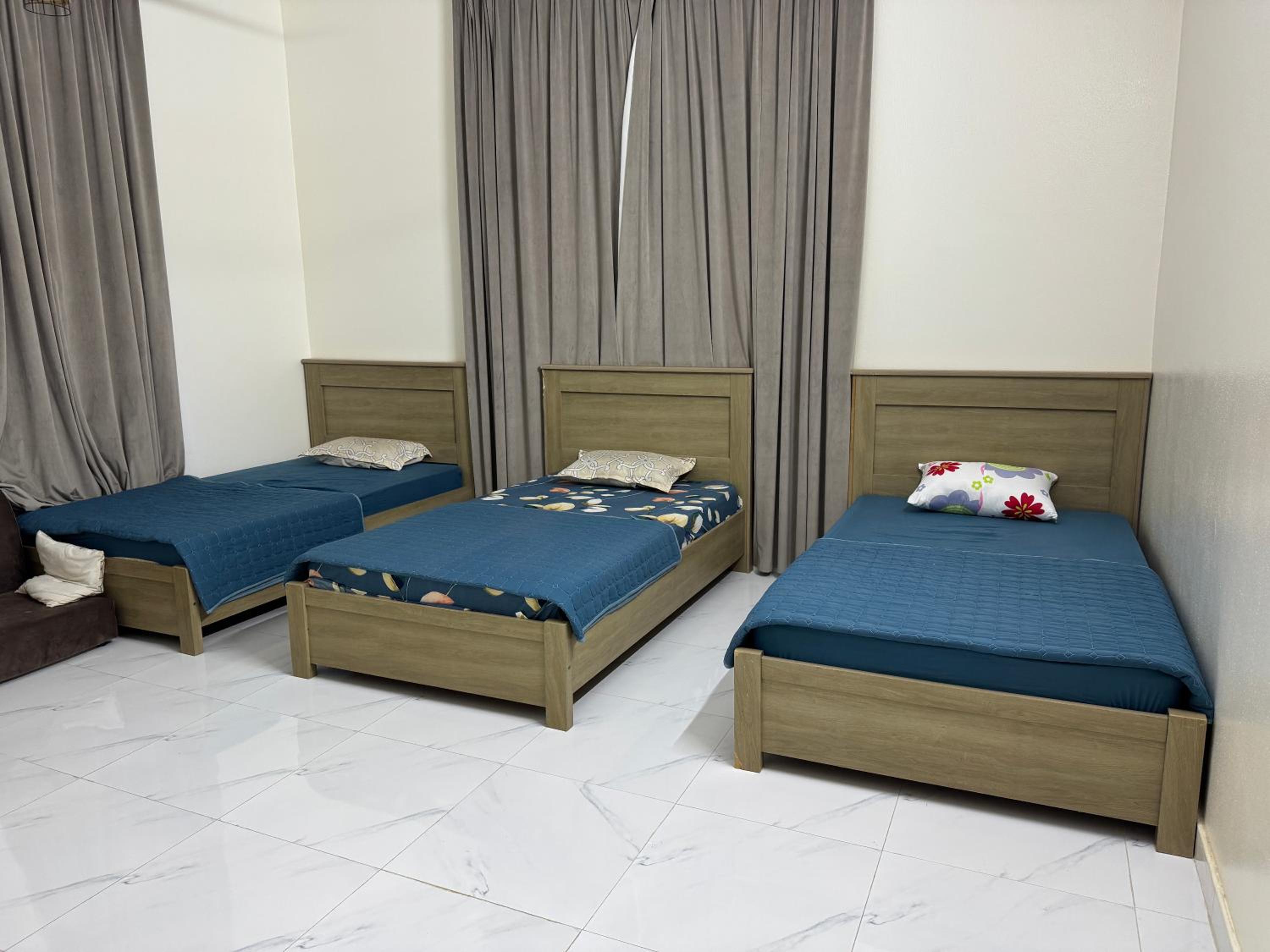 GUEST HOUSEs OYSTERS