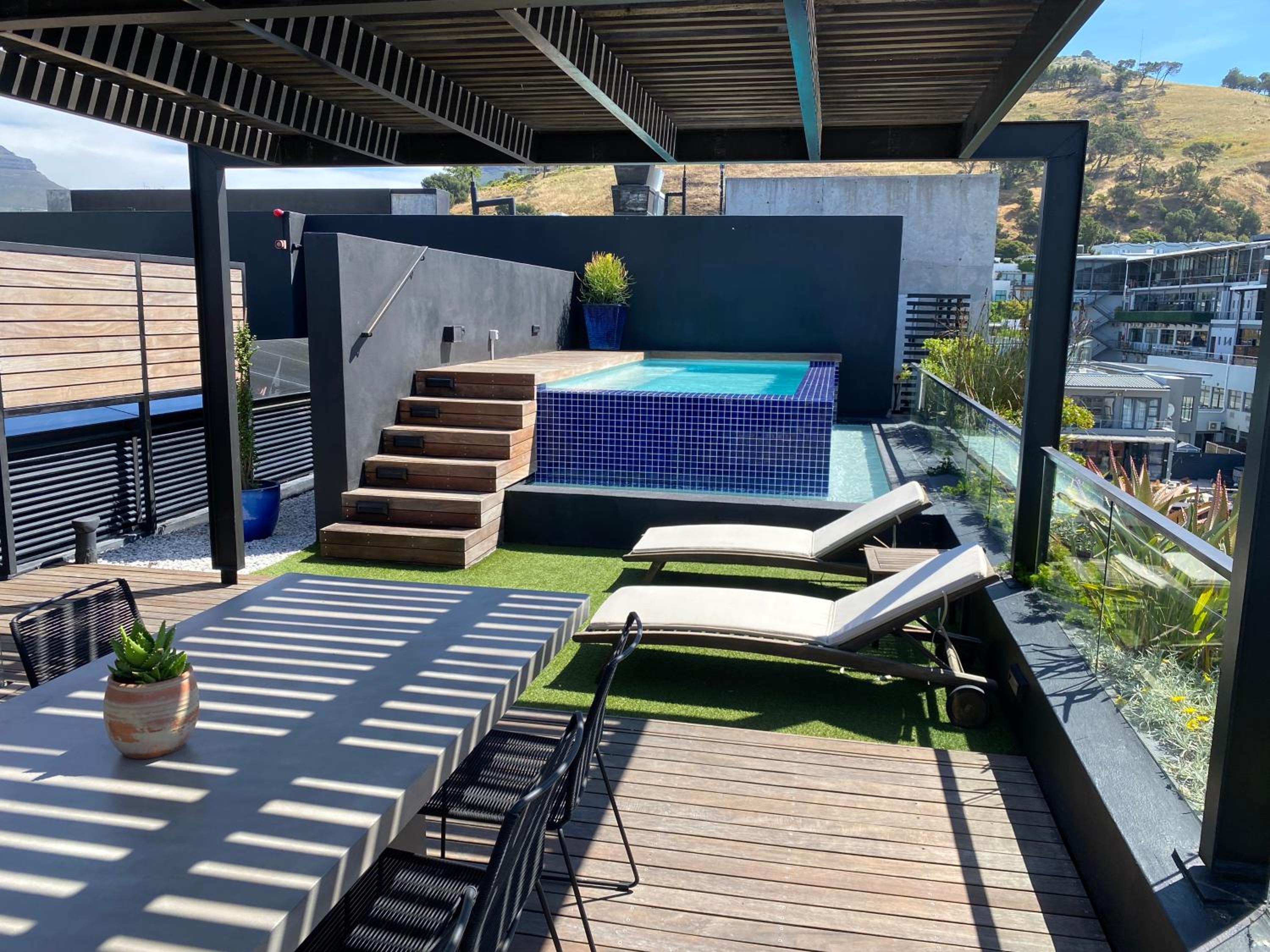 Penthouse with Private Pool Cape Town view 3