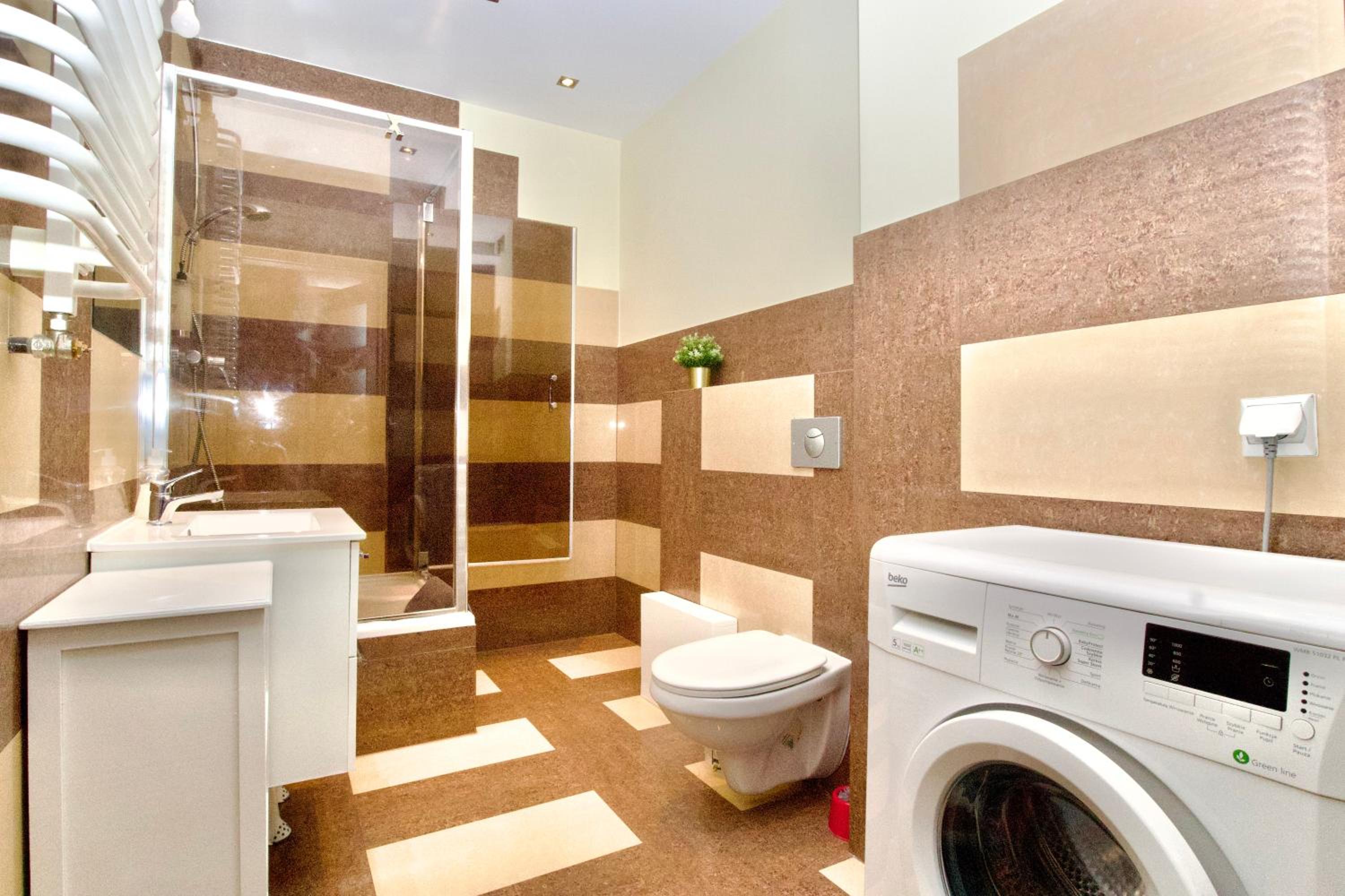 Rodzinny apartament dla sześciu osób z parkingiem prywatnym