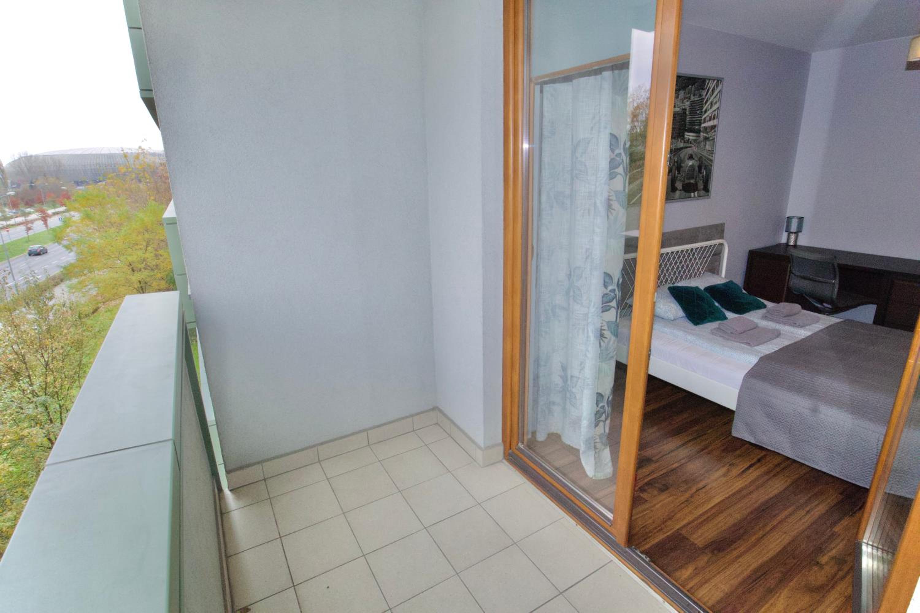 Rodzinny apartament dla sześciu osób z parkingiem prywatnym