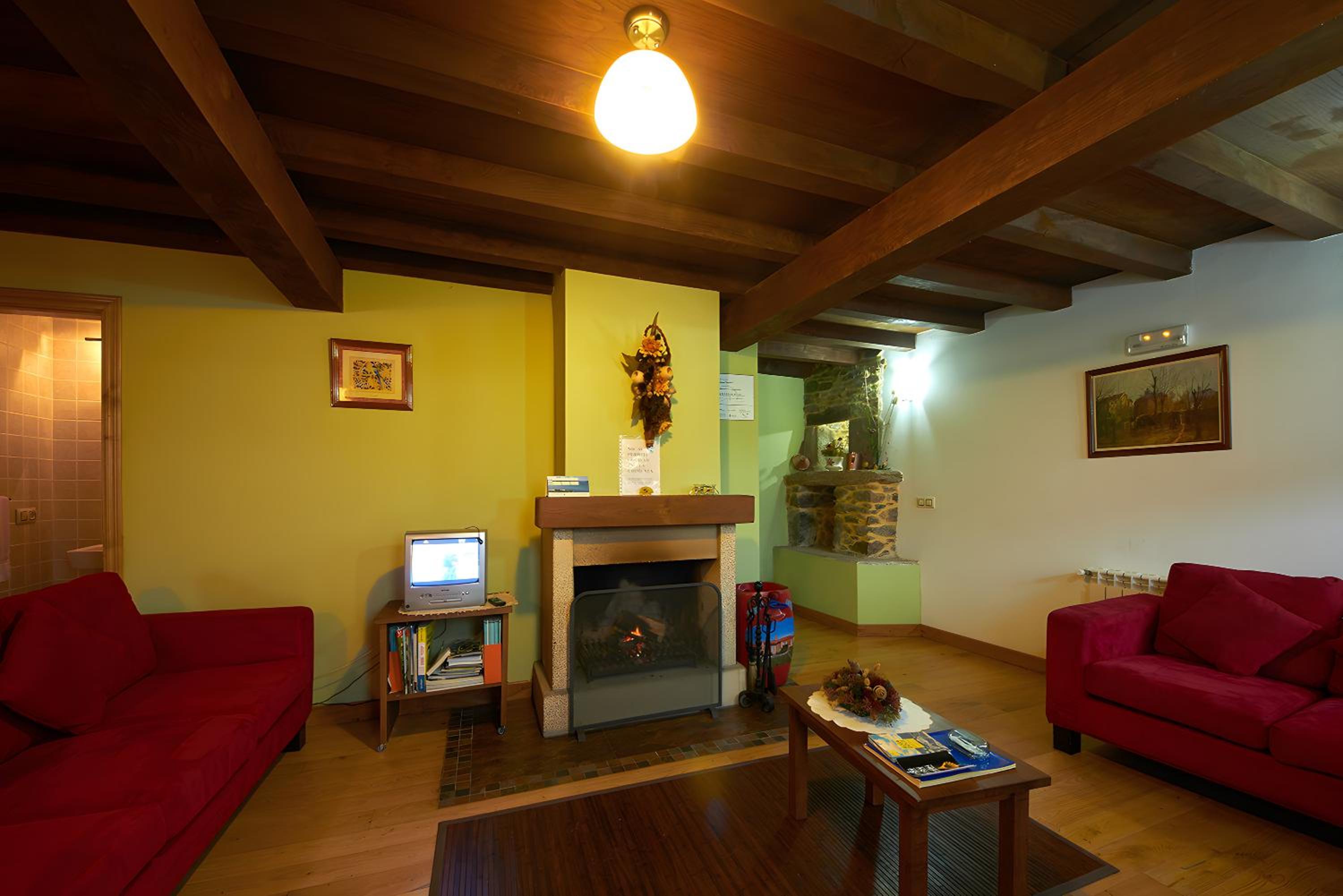 Casa Souto De Abajo view 4