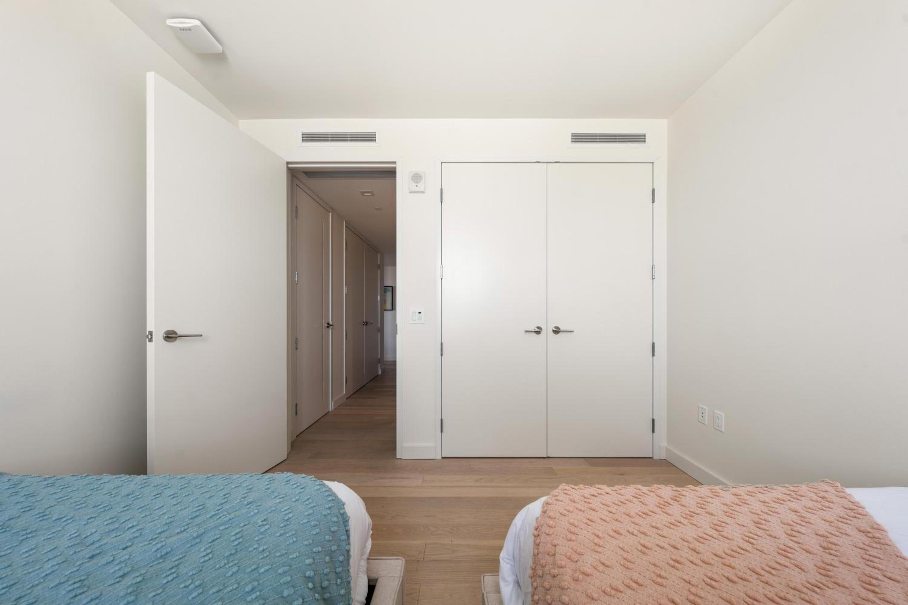 The Sapphire Nest - Spectacular Rooftop Amenities Ocean views 2BR