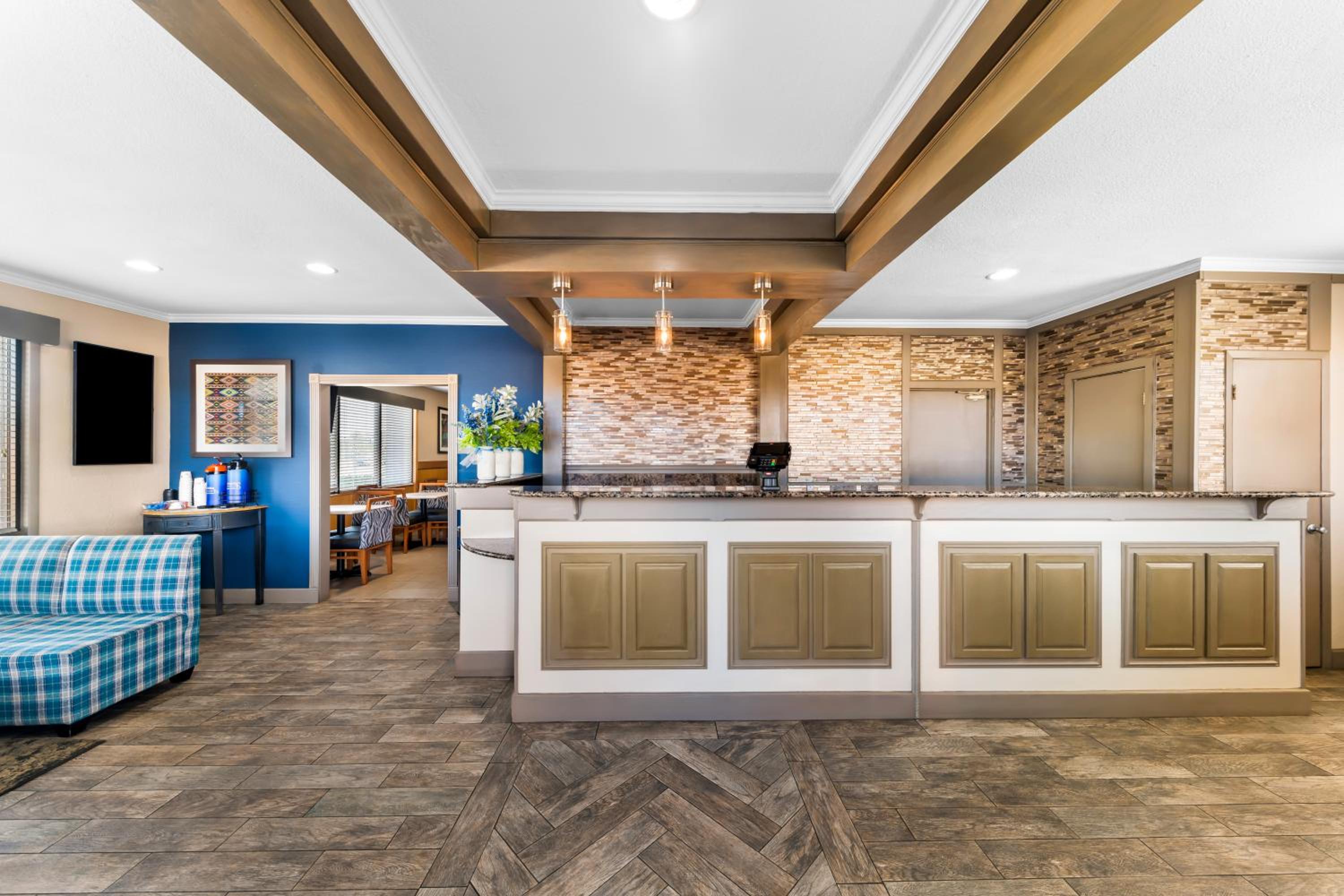 Durant Vacations - Best Western Markita Inn - Property Image 2