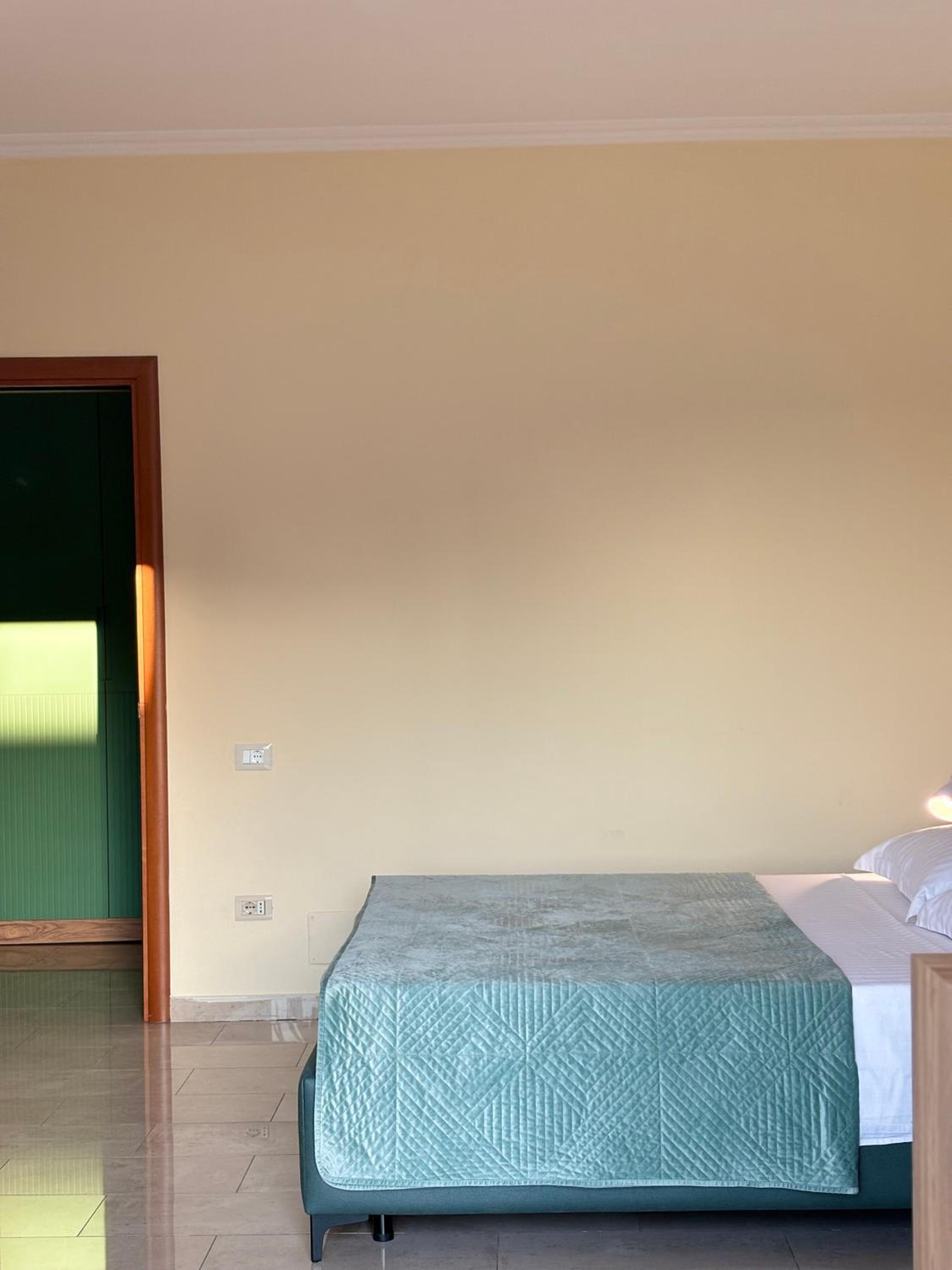 Next to Blloku 2-BDR Spacious Apartment
