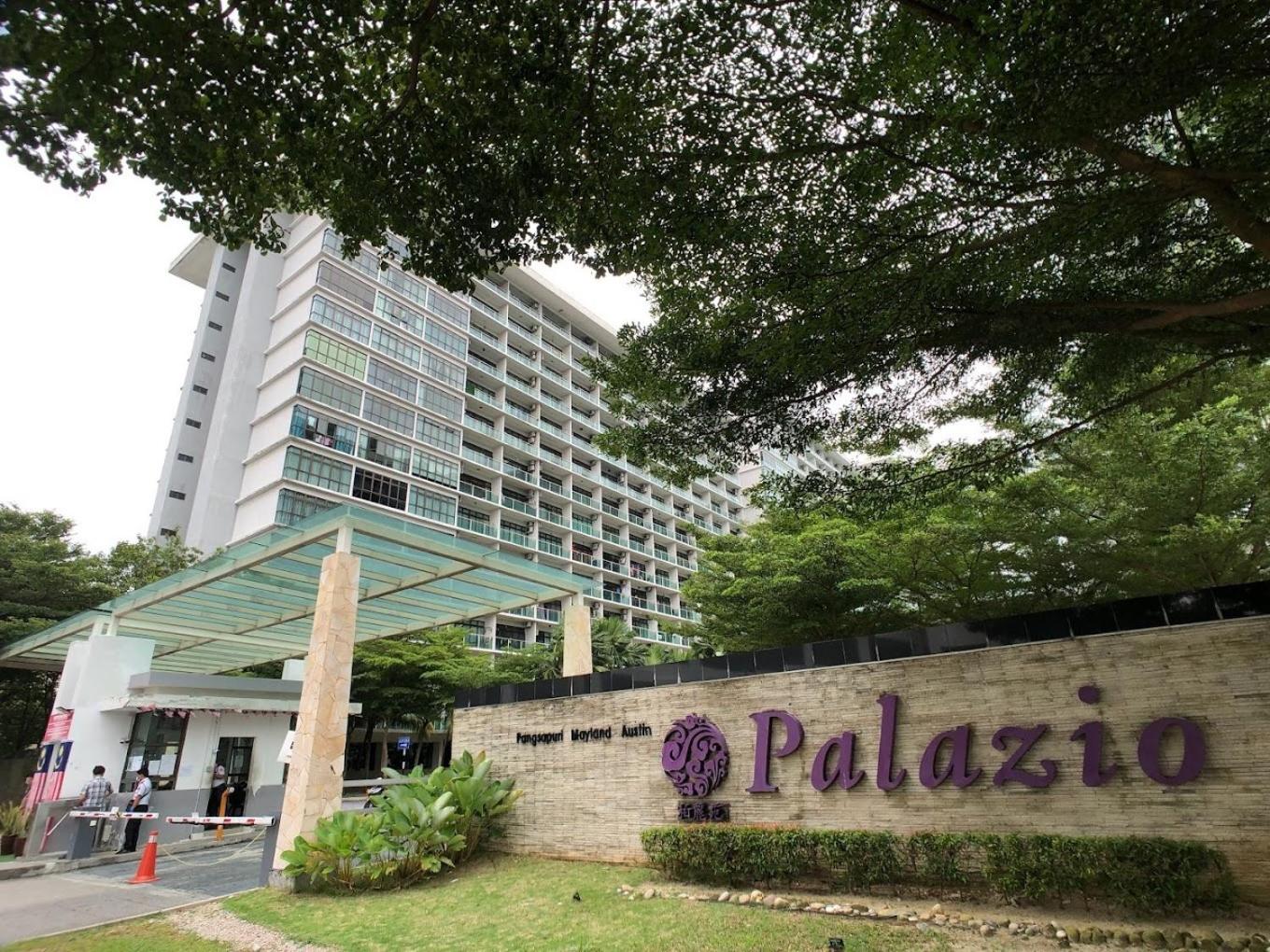 Couple Studio at Mount Austin Near Toppen Ikea Aeon