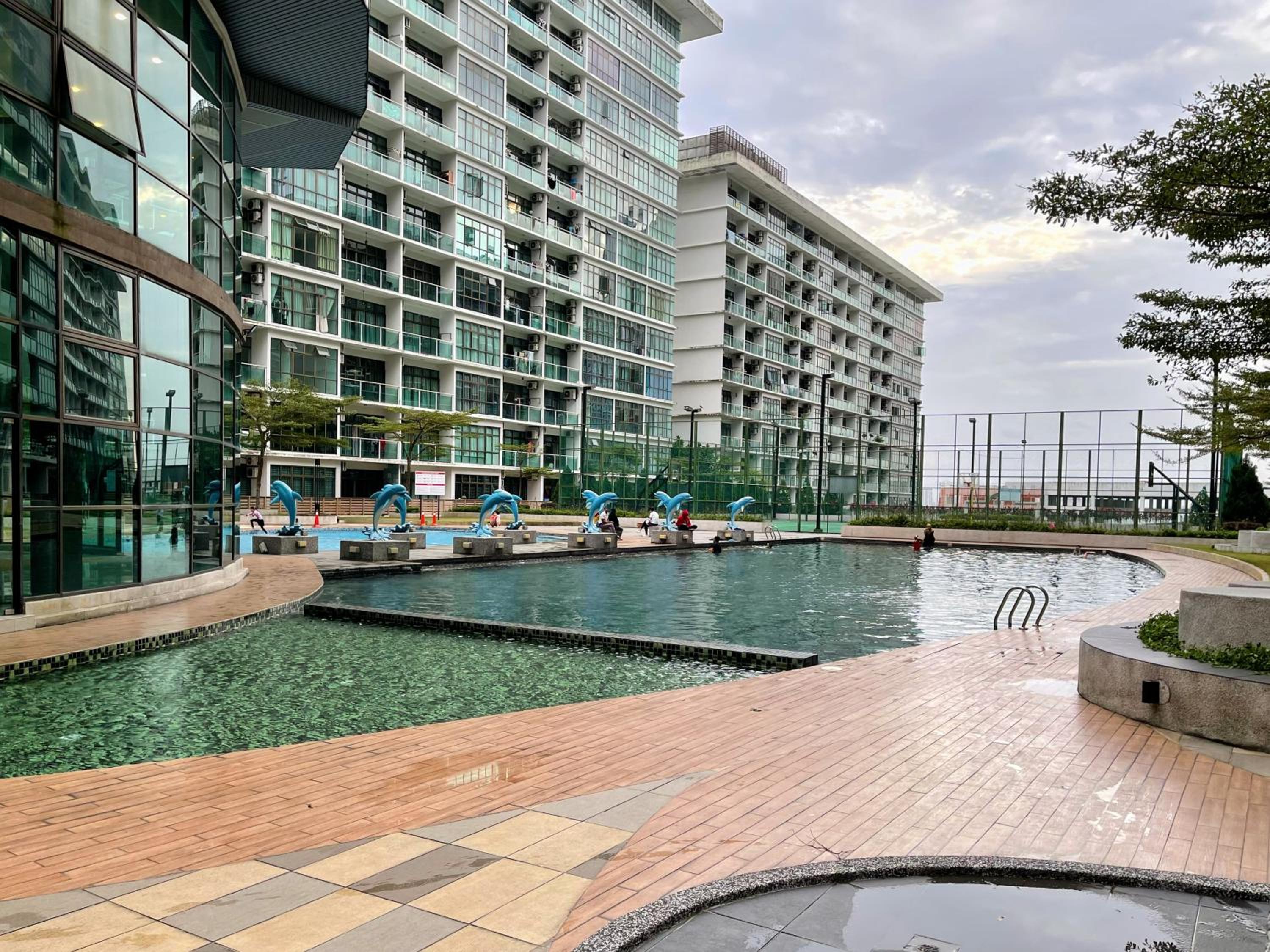 Couple Studio at Mount Austin Near Toppen Ikea Aeon