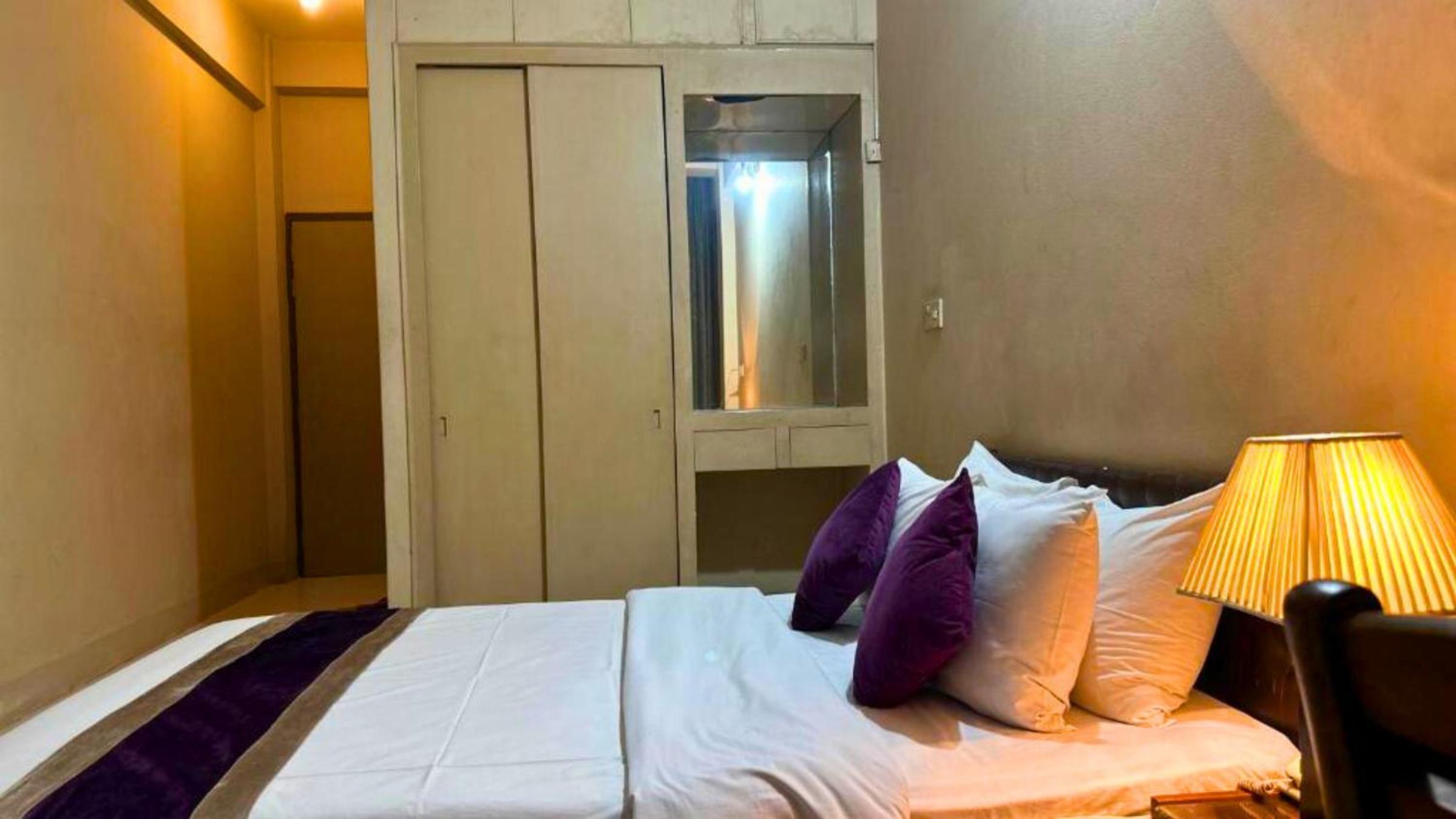 Hotel Ashrafee Dhaka