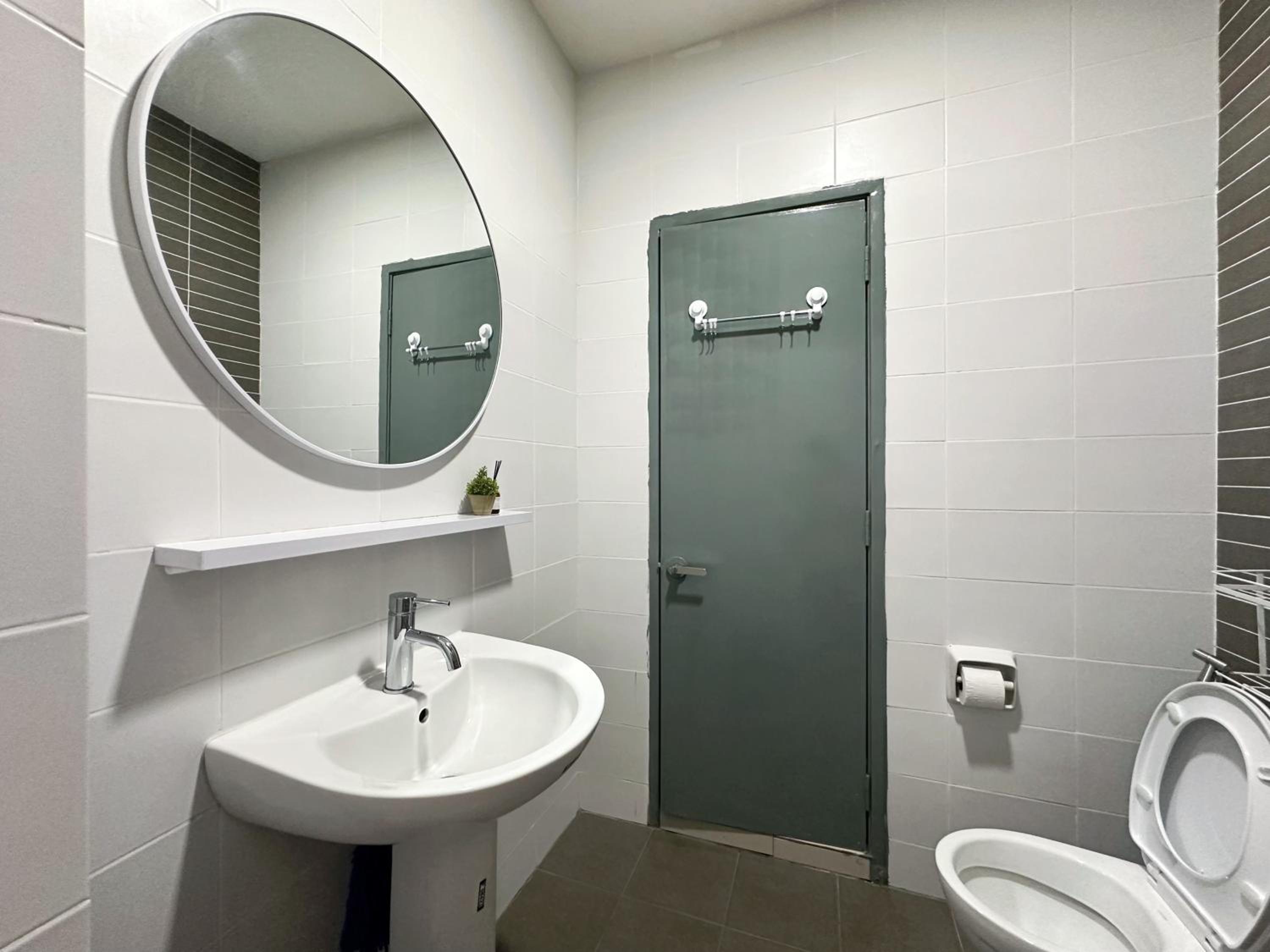 Couple Studio at Mount Austin Near Toppen Ikea Aeon
