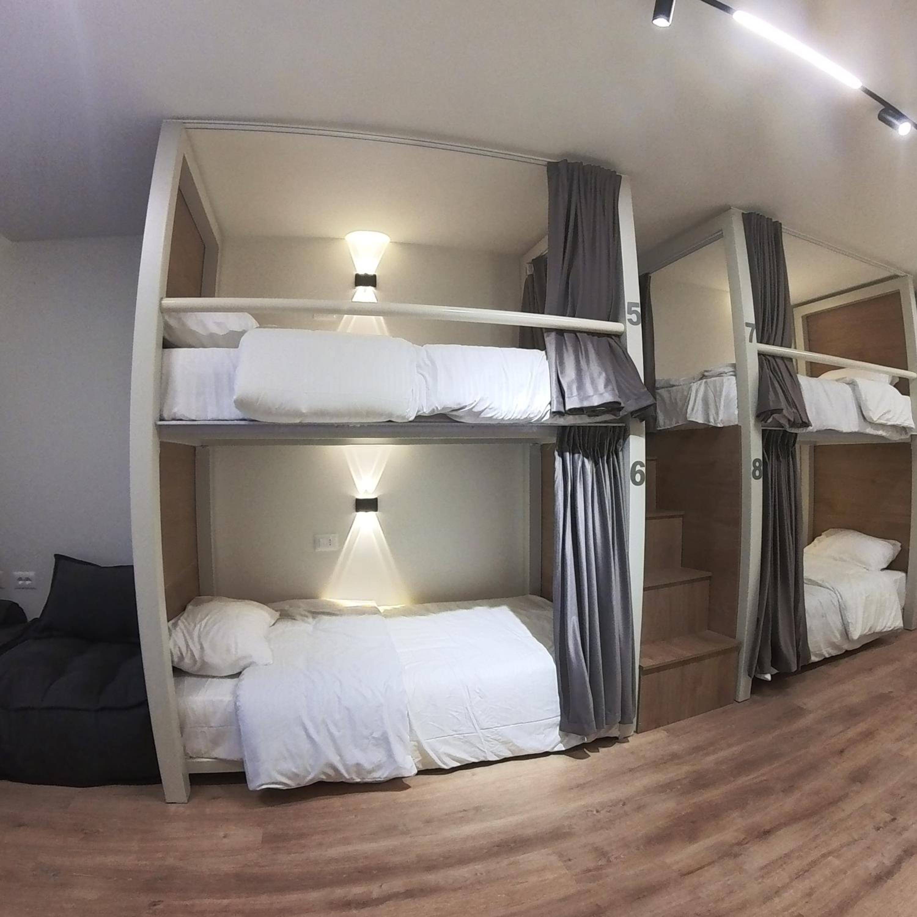 Serenitas Apartments & Hostel