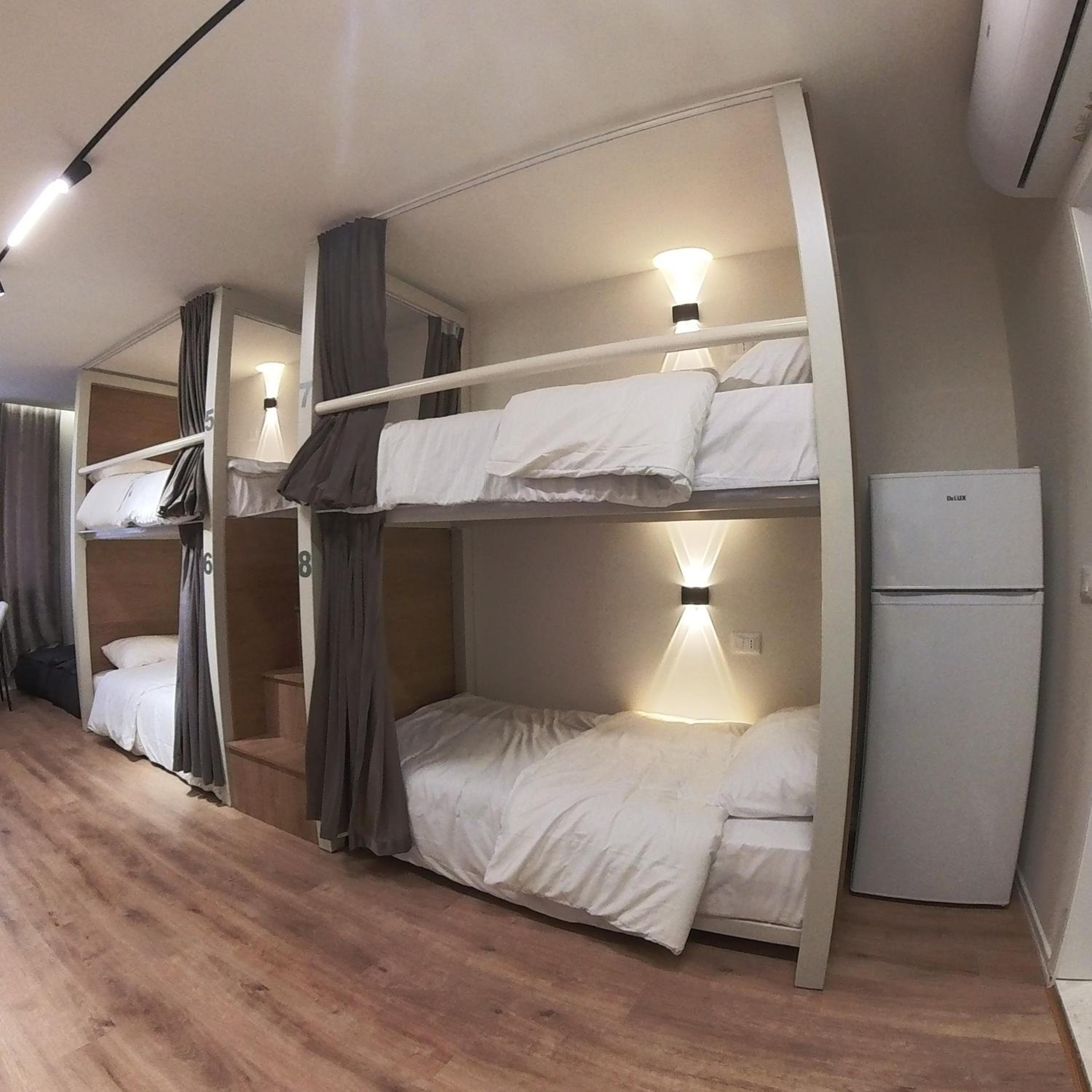 Serenitas Apartments & Hostel