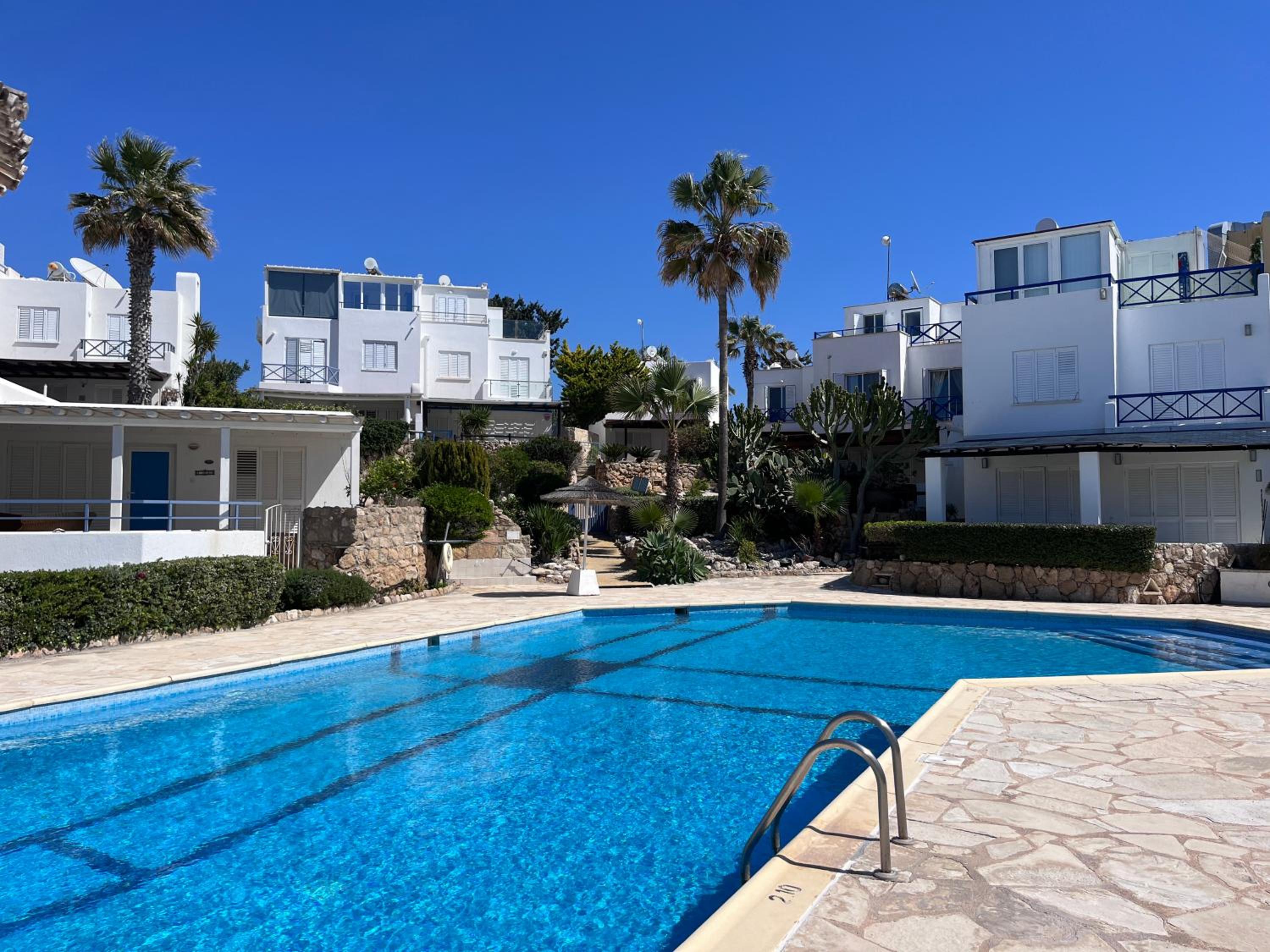 Hotel Sunset Deluxe Villa and Studios - Image 1