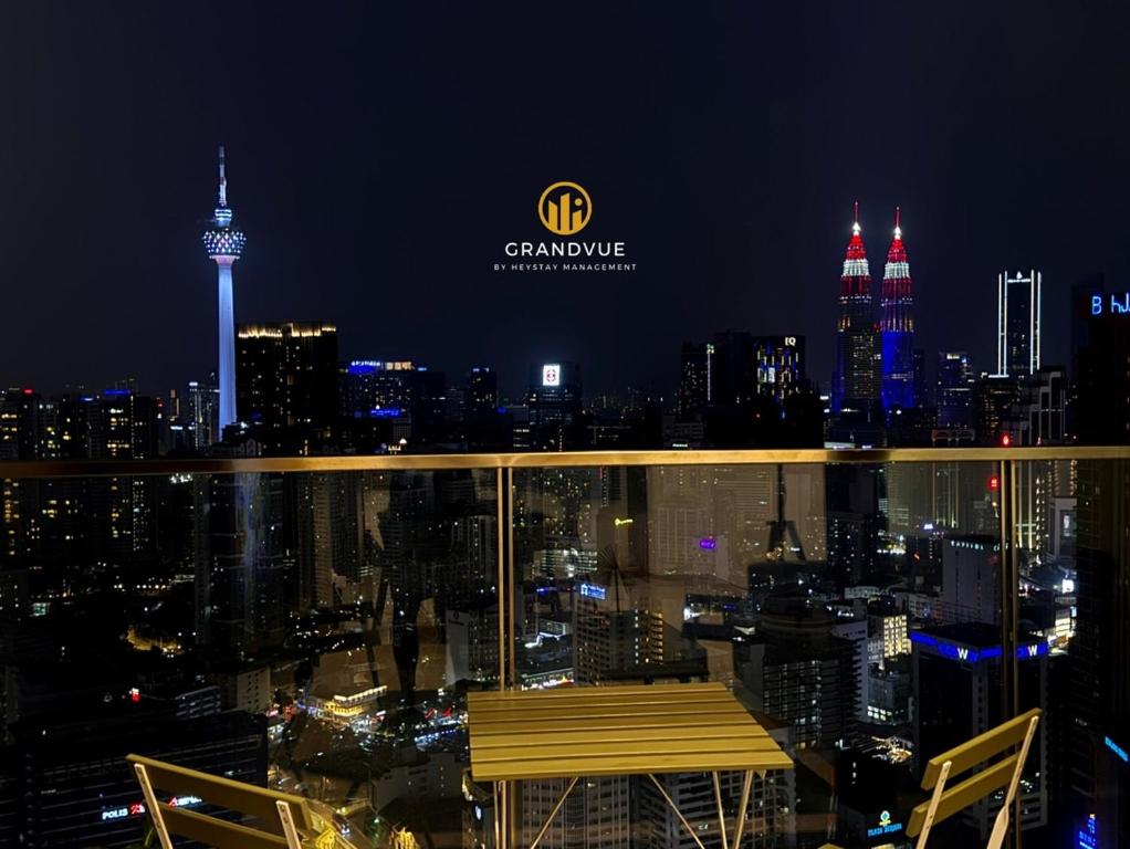 Lucentia BukitBintang KlccView InfinityPool By HeyStay Management