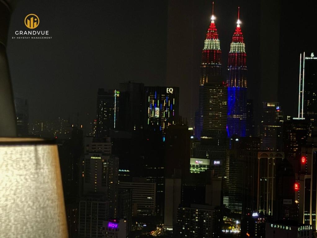 Lucentia BukitBintang KlccView InfinityPool By HeyStay Management