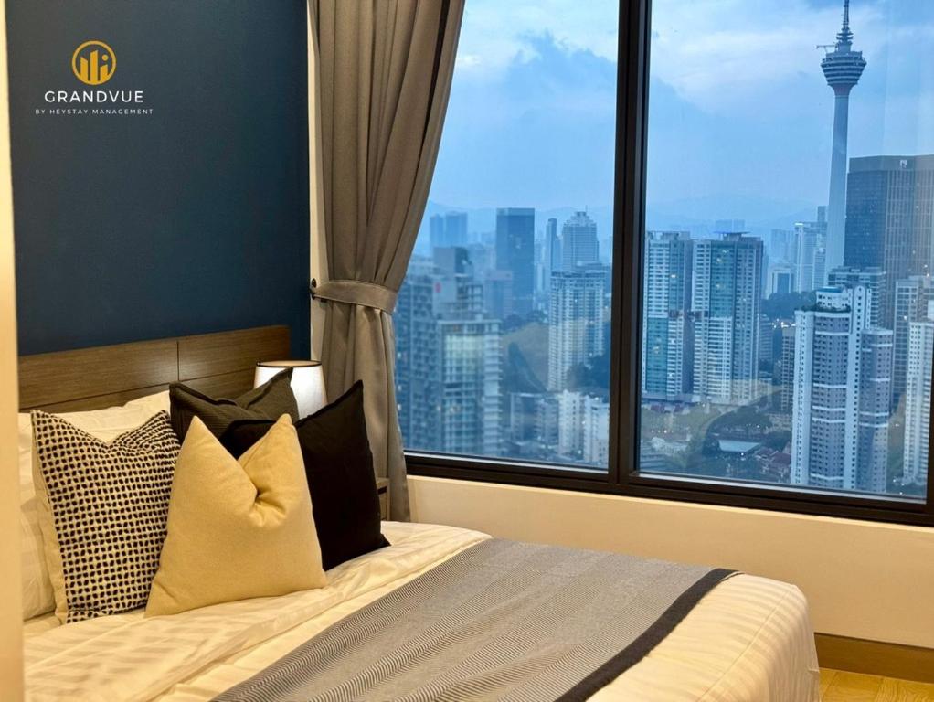 Lucentia BukitBintang KlccView InfinityPool By HeyStay Management