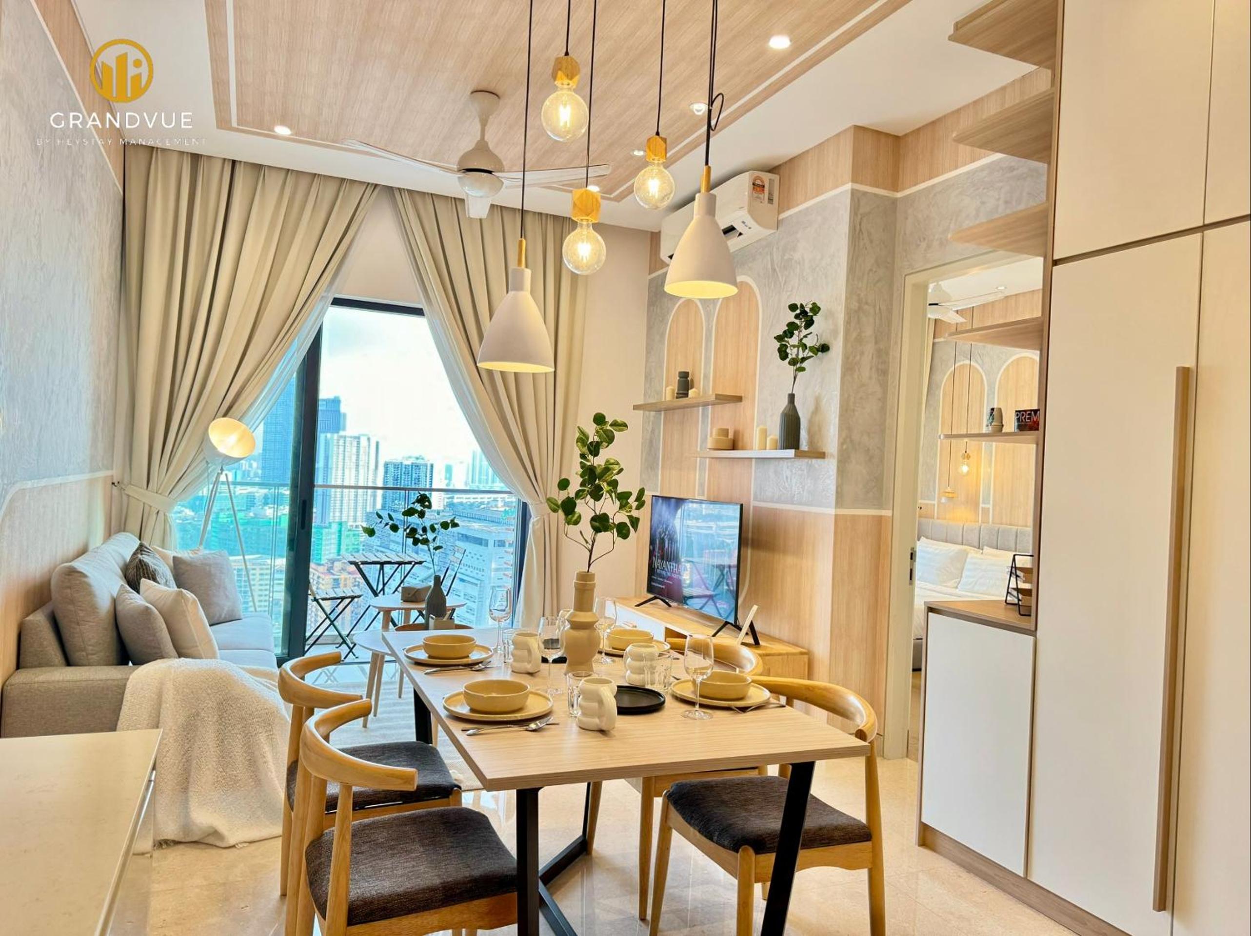 Lucentia BukitBintang KlccView InfinityPool By HeyStay Management