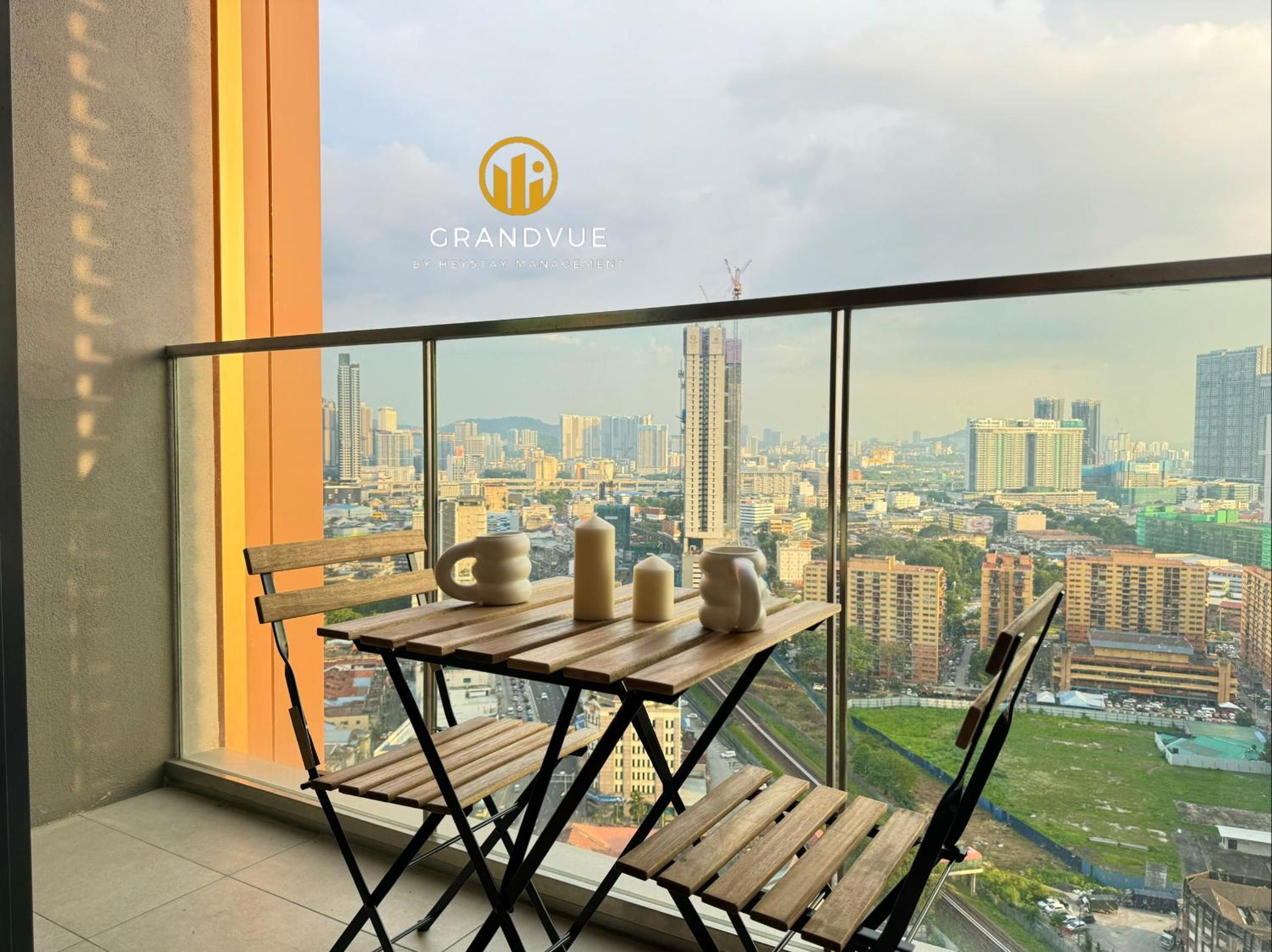 Lucentia BukitBintang KlccView InfinityPool By HeyStay Management