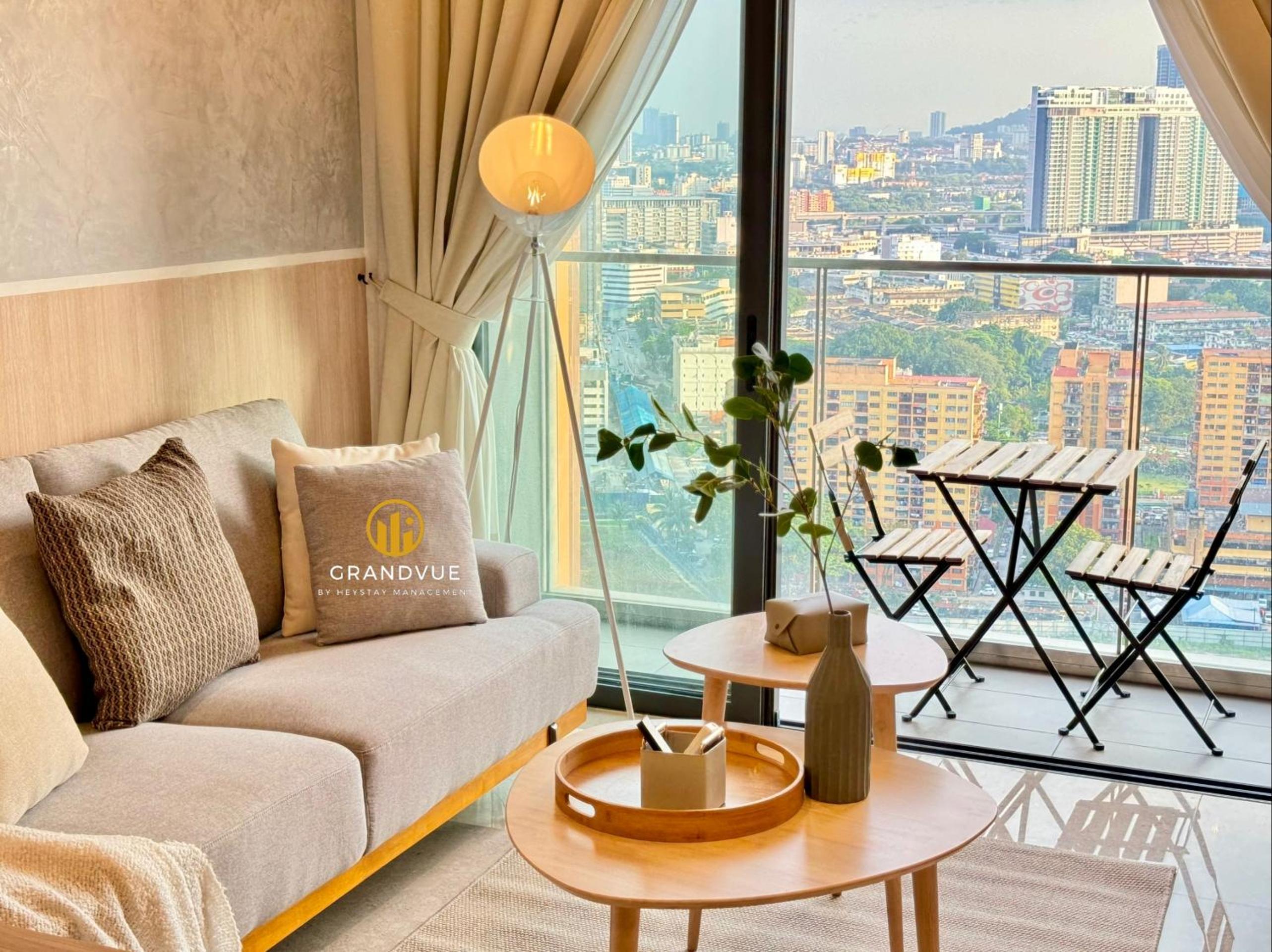 Lucentia BukitBintang KlccView InfinityPool By HeyStay Management