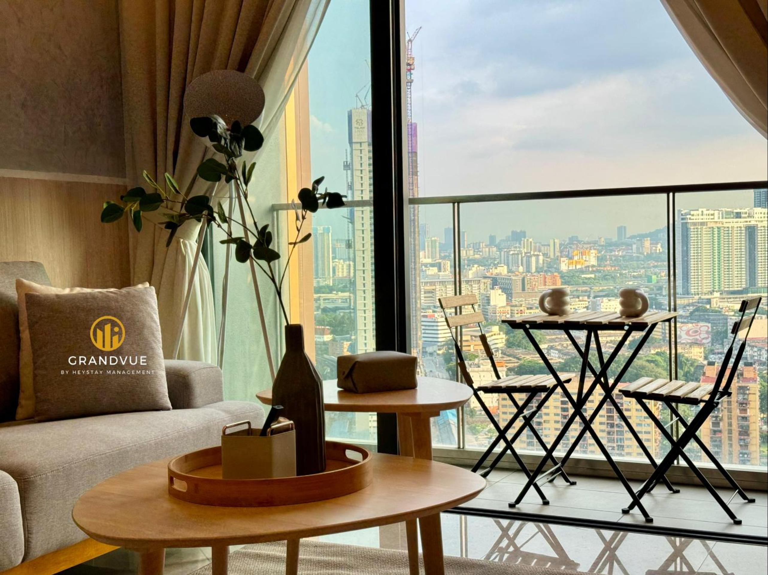 Lucentia BukitBintang KlccView InfinityPool By HeyStay Management