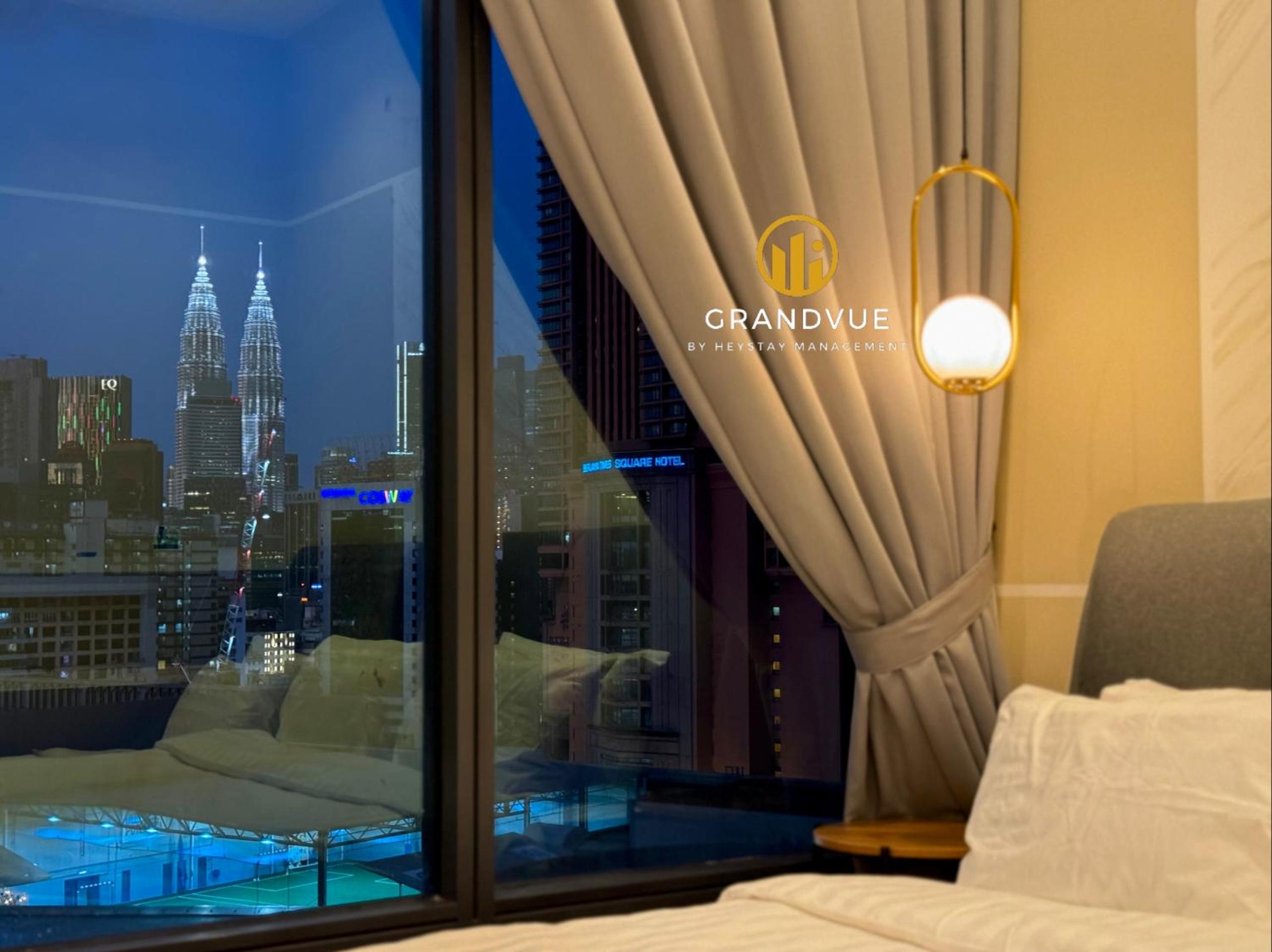 Lucentia BukitBintang KlccView InfinityPool By HeyStay Management