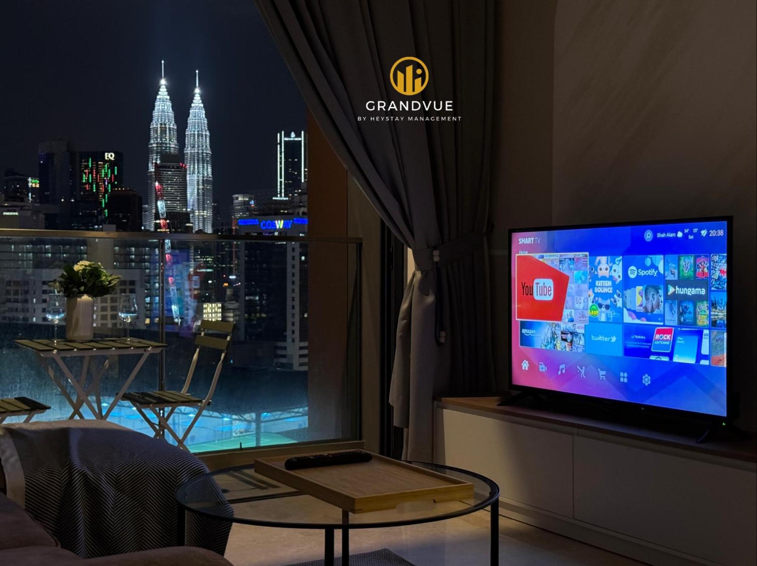 Lucentia BukitBintang KlccView InfinityPool By HeyStay Management
