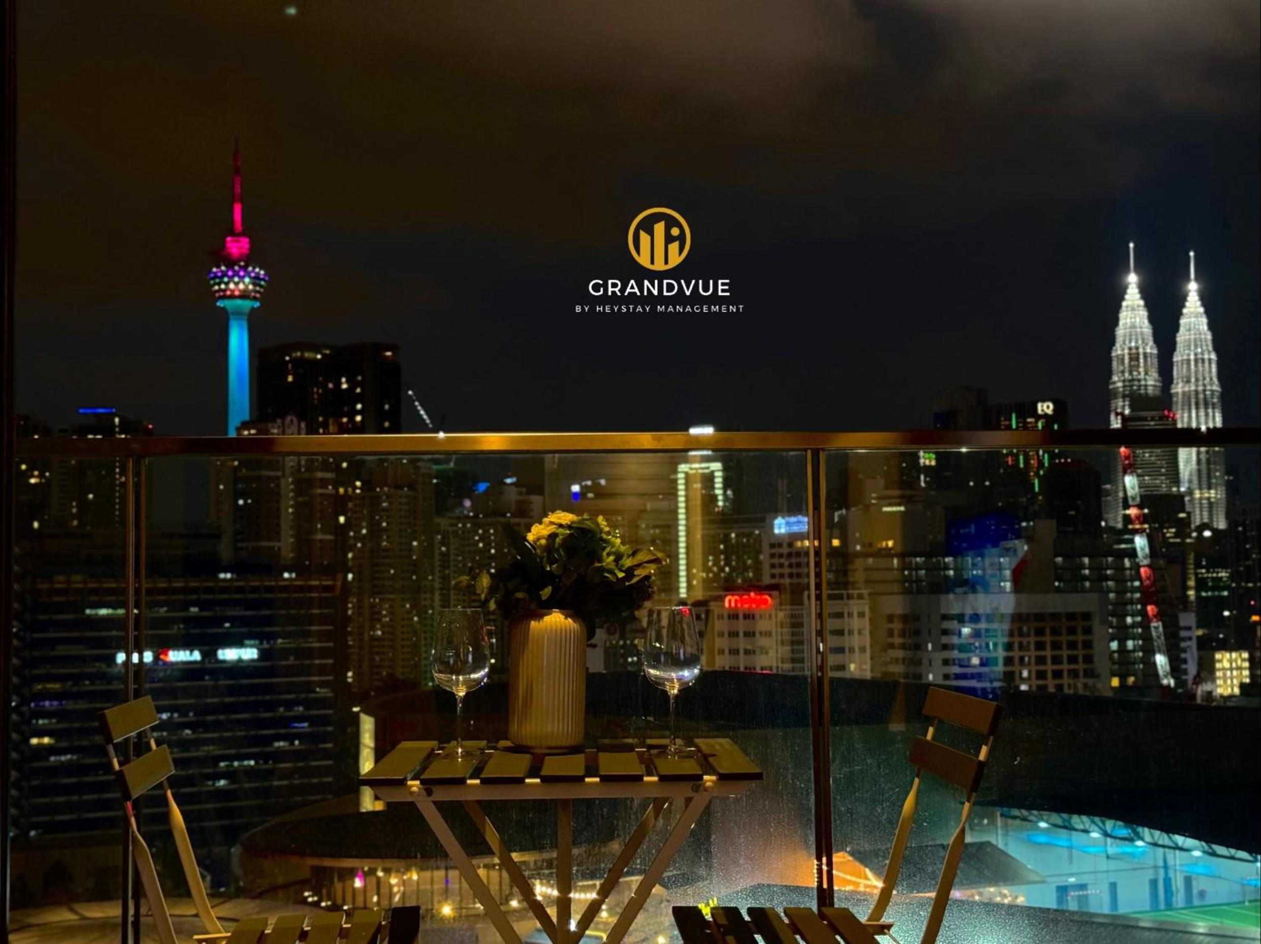 Lucentia BukitBintang KlccView InfinityPool By HeyStay Management