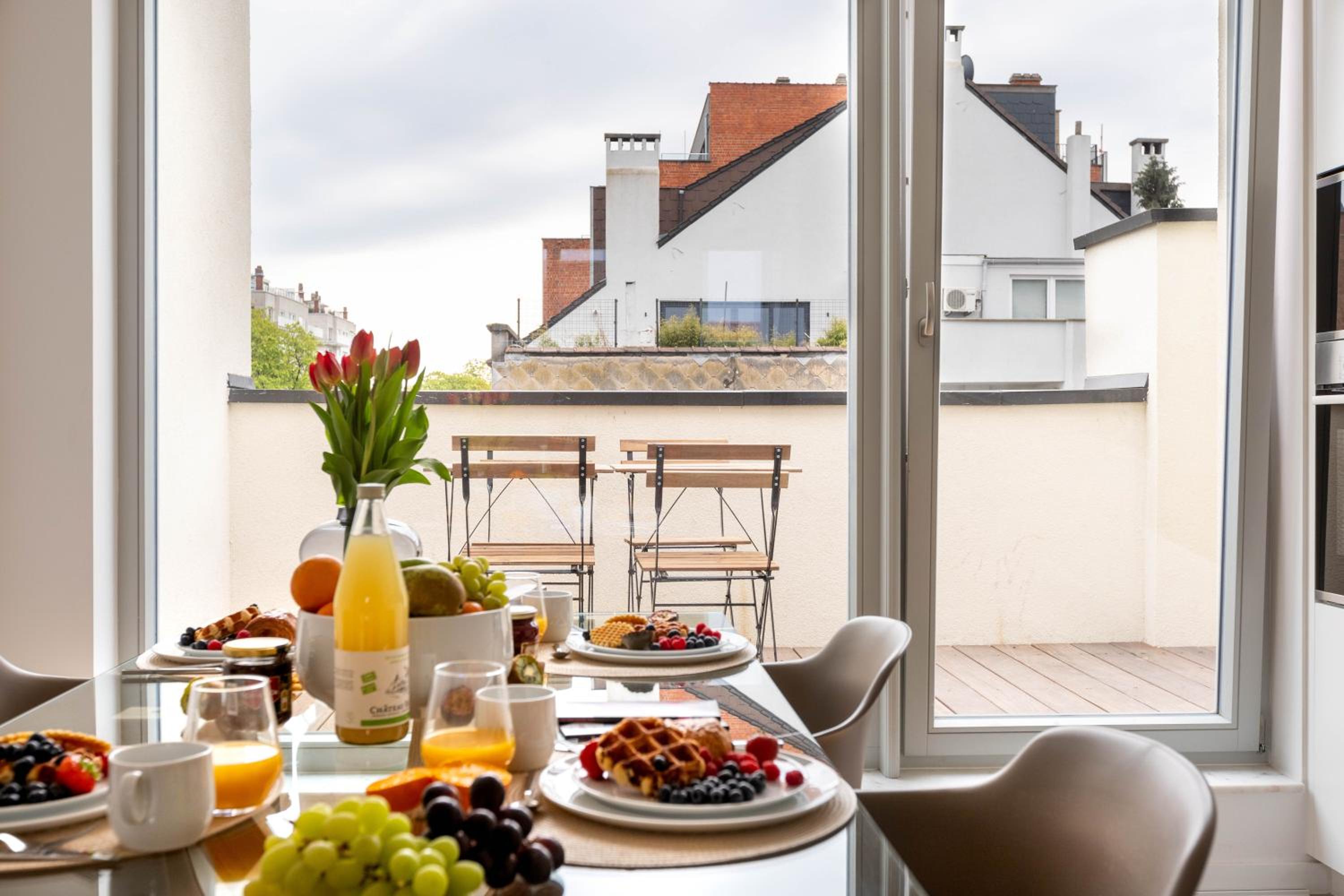 Churchill Apartments