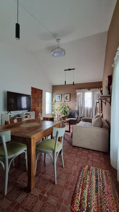 Bella Casa petfriendly cerca de todo y cochera
