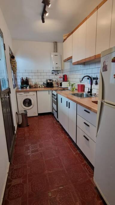 Bella Casa petfriendly cerca de todo y cochera