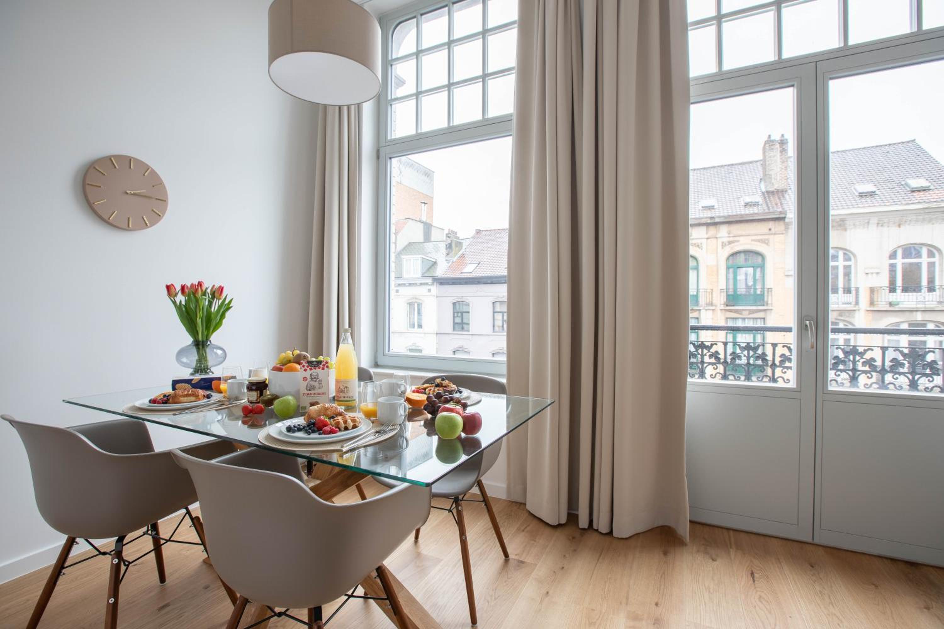 Churchill Apartments